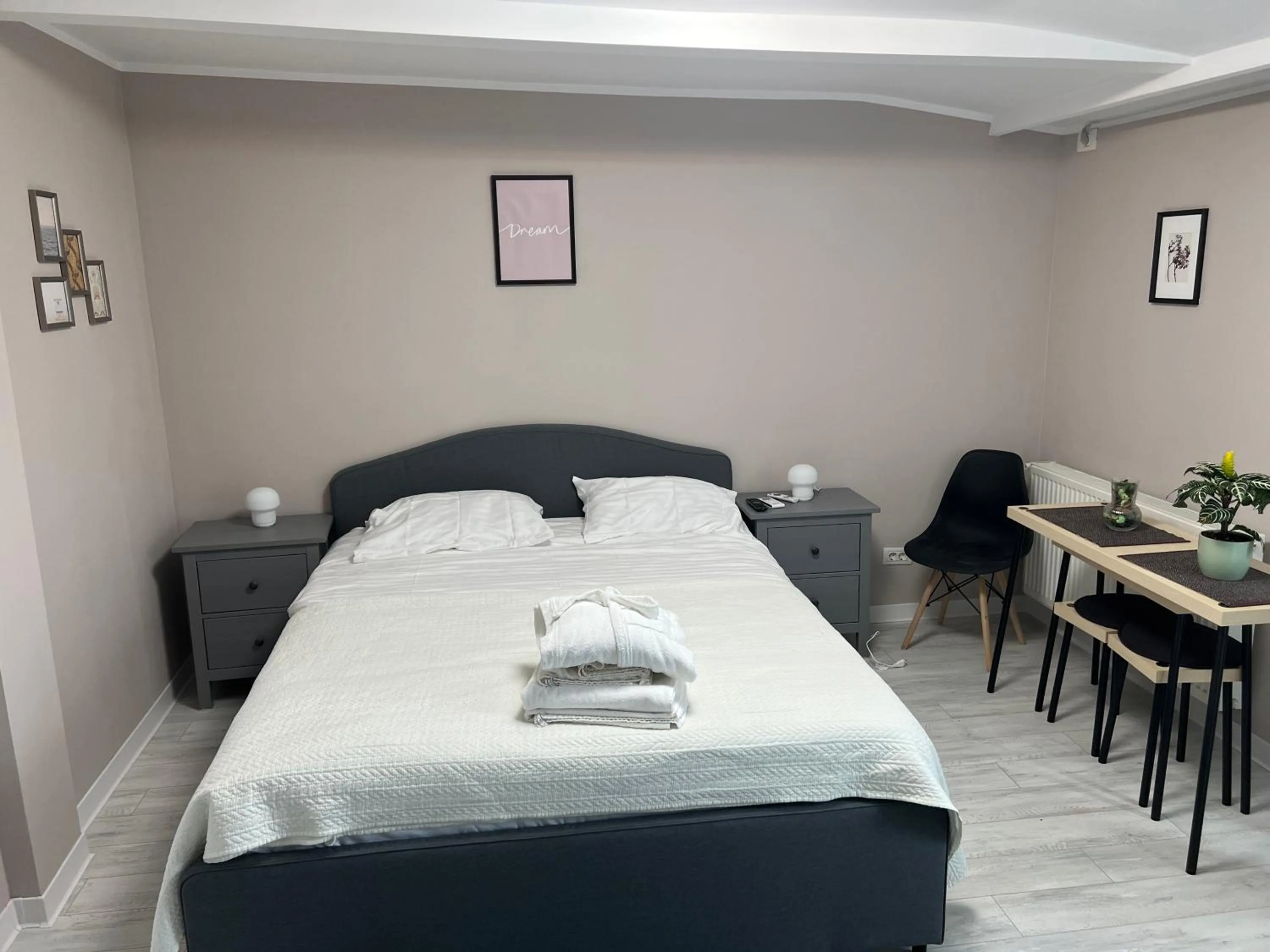 Bed in AZZA Residence