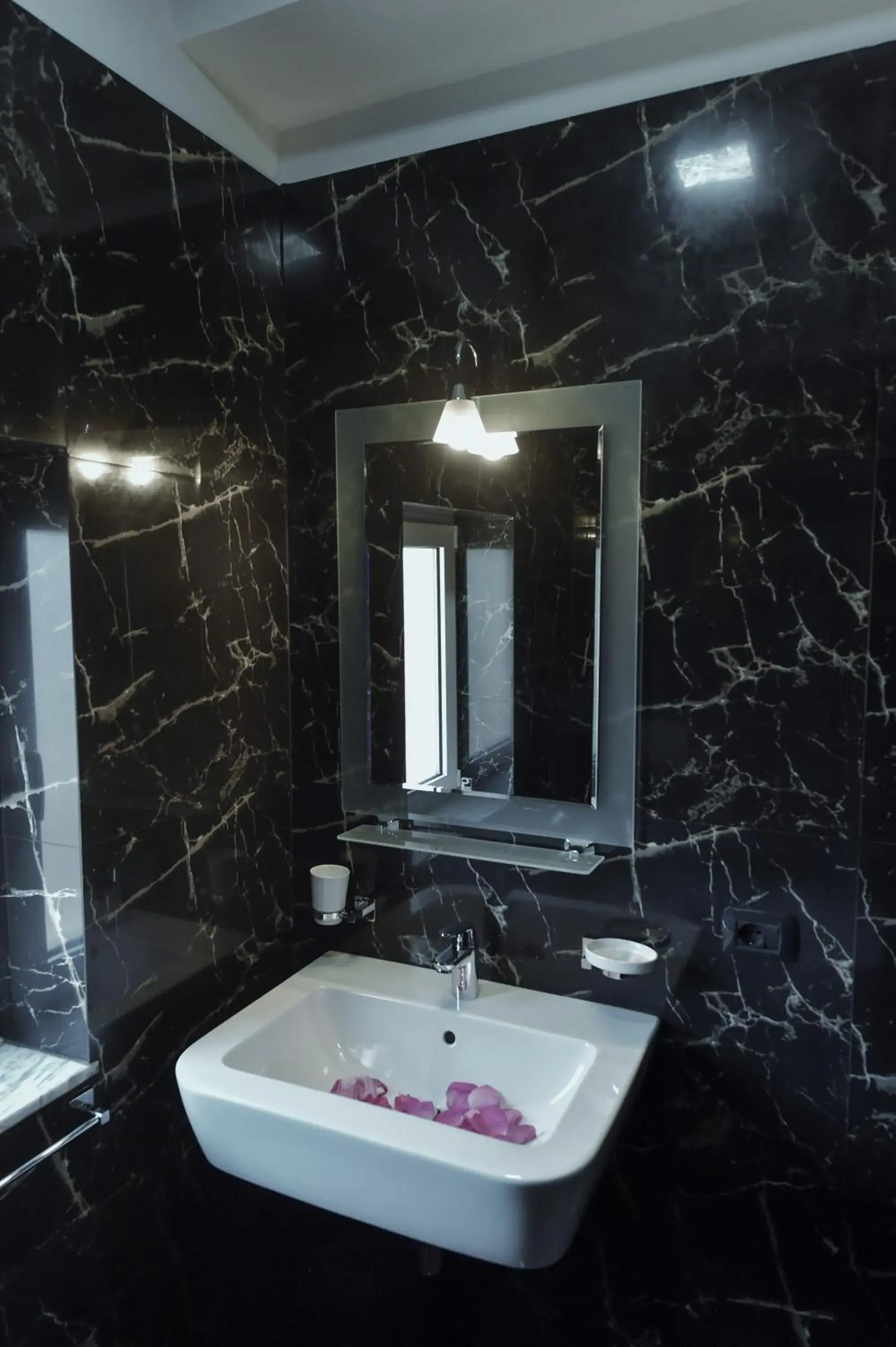 Deluxe Apartment in Hotel Pandora Residence Deluxe Apartment in Hotel Pandora Residence