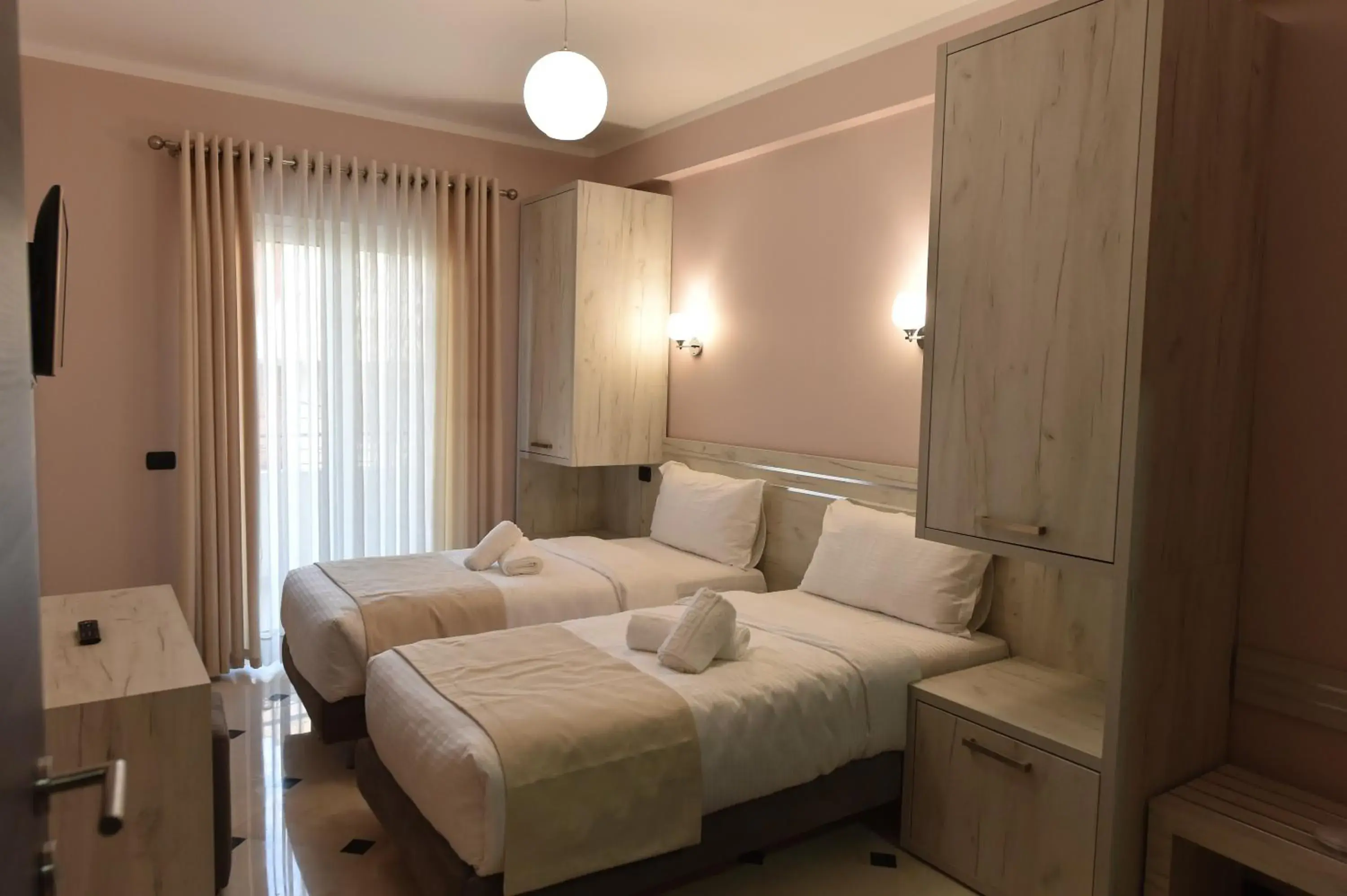 Twin Room with Balcony in Hotel Pandora Residence Twin Room with Balcony in Hotel Pandora Residence