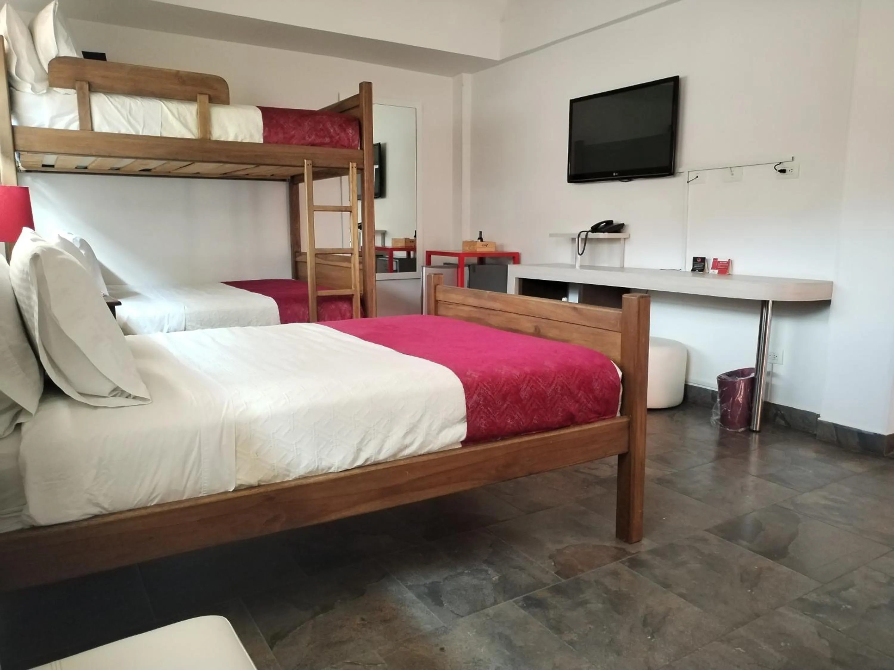 Decorative detail, Bed in Hotel Capitan Ricaurte