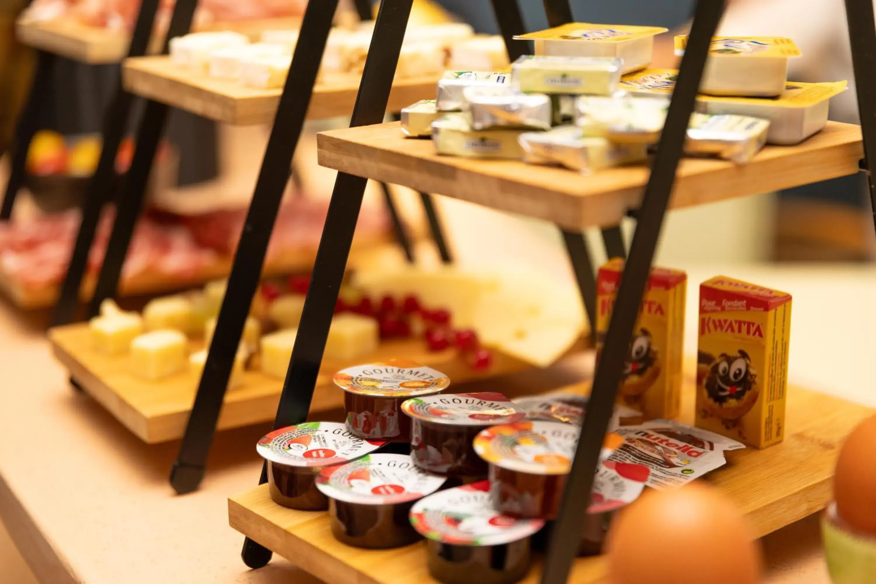 Deluxe Double Room with Bath in P6 Antwerp Deluxe Double Room with Bath in P6 Antwerp