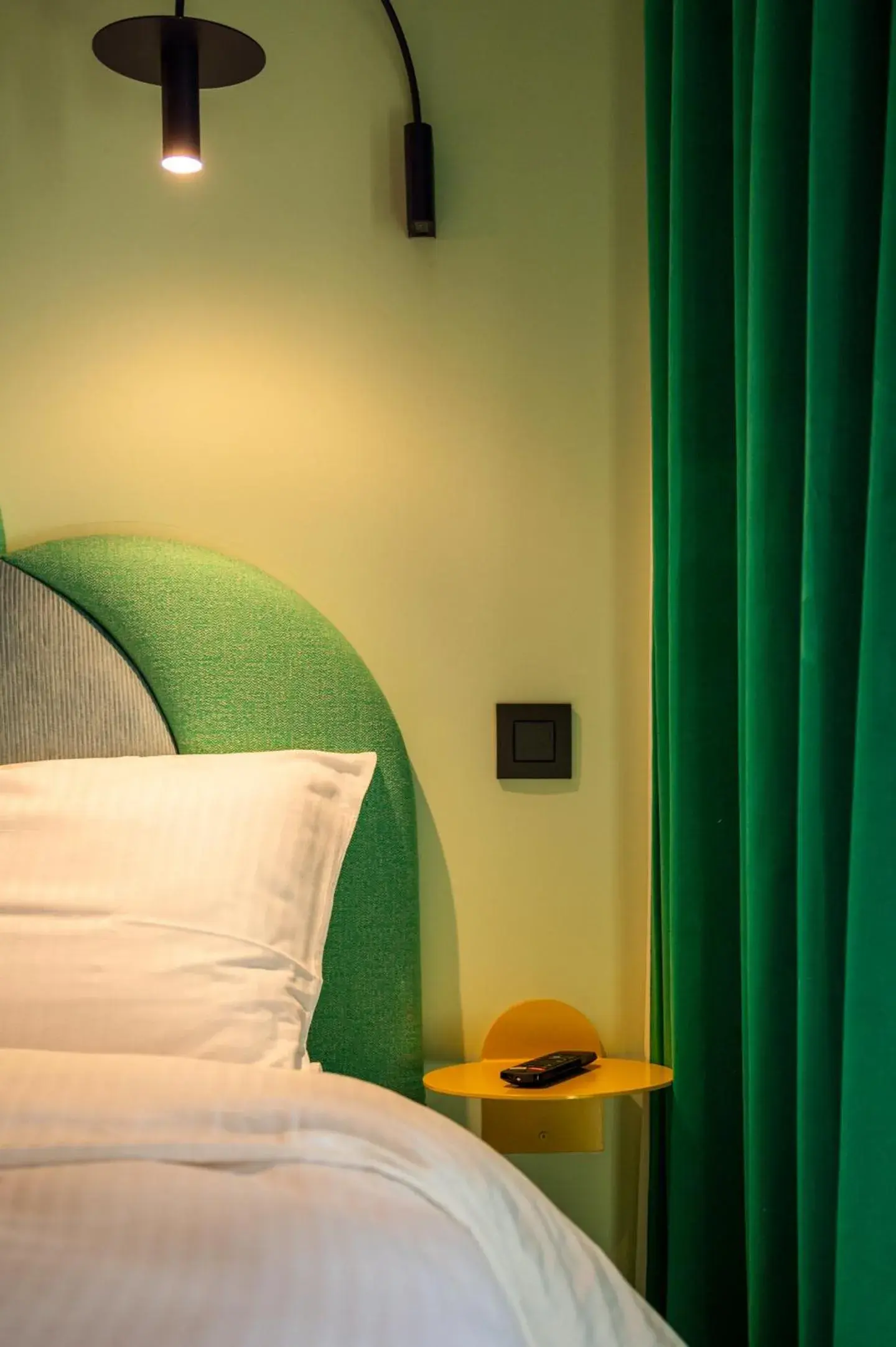 Standard Double Room in P6 Antwerp Standard Double Room in P6 Antwerp