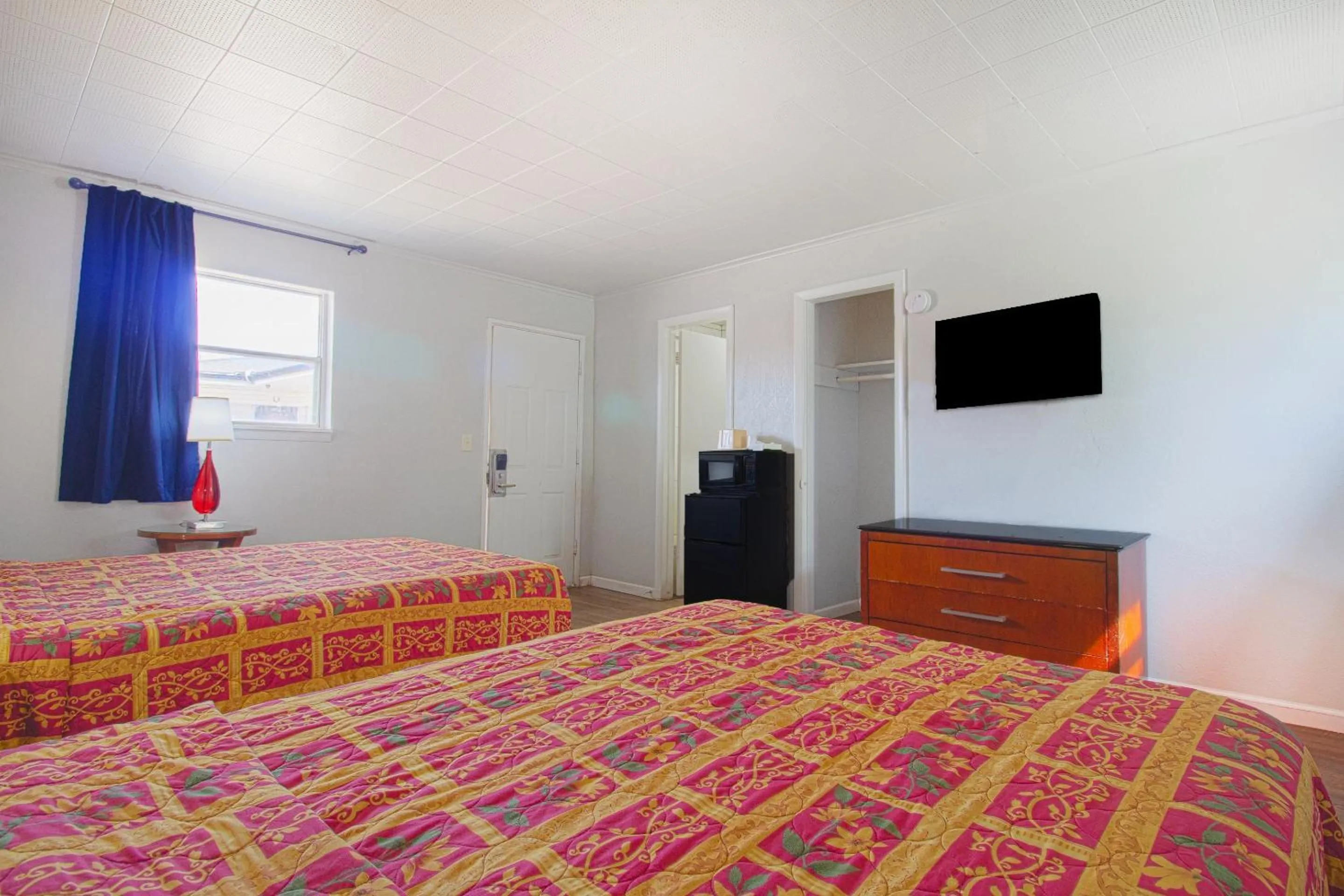 Bedroom, Bed in OYO Hotel McAlester OK S Main St