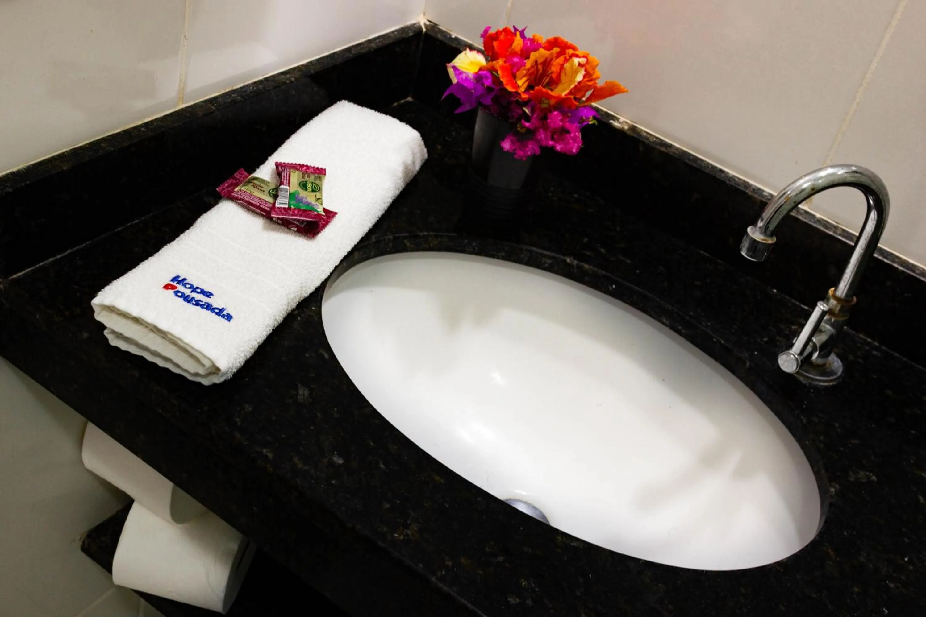 Bathroom in Hope Pousada