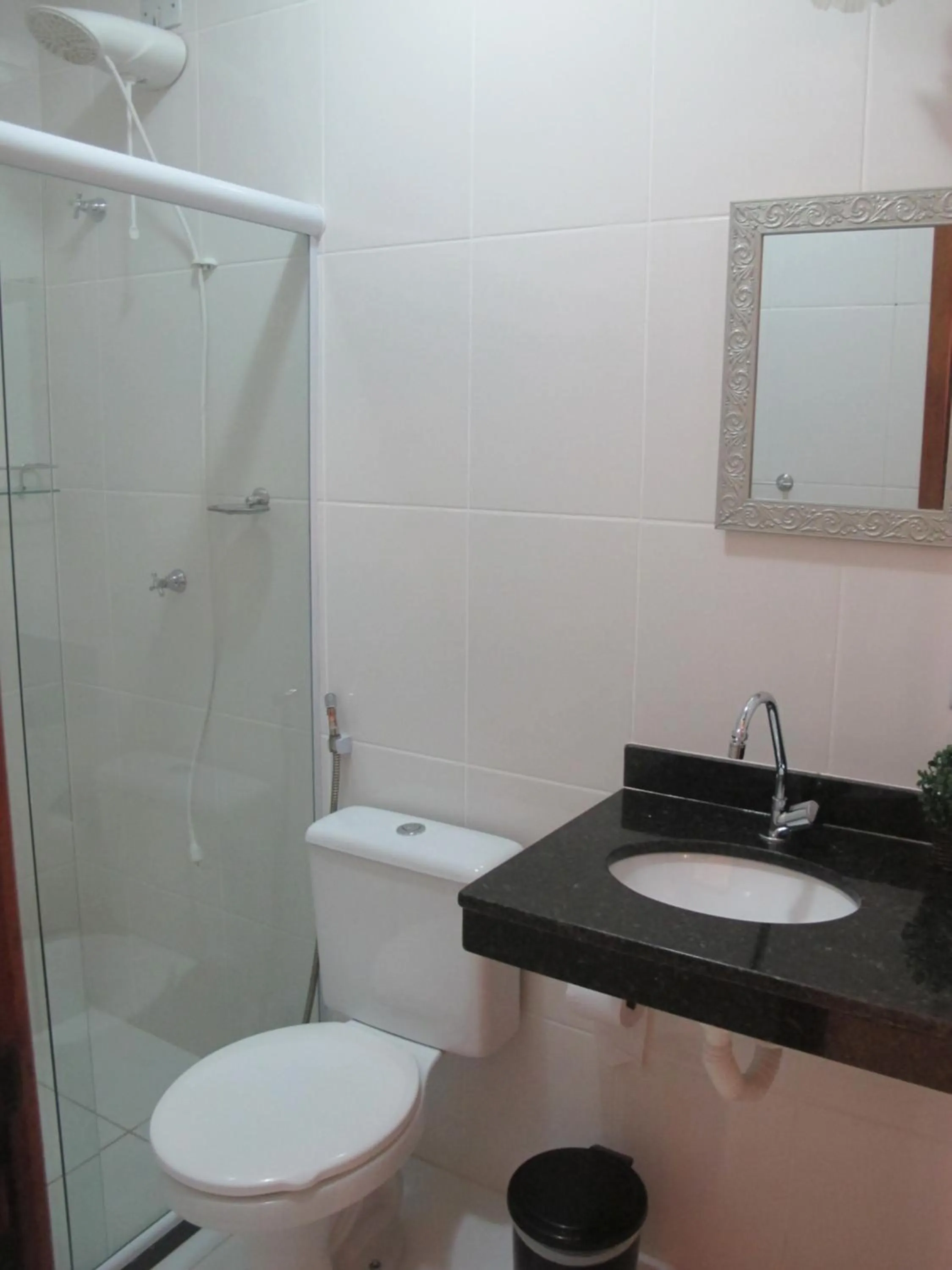 Bathroom in Hope Pousada