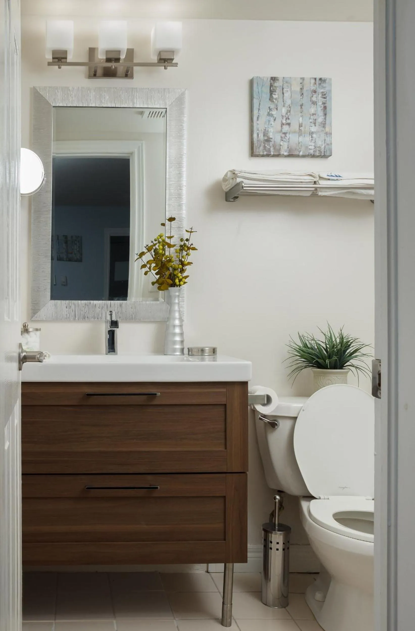 Bathroom in Mountain Side Studio at The Blue Mountains
