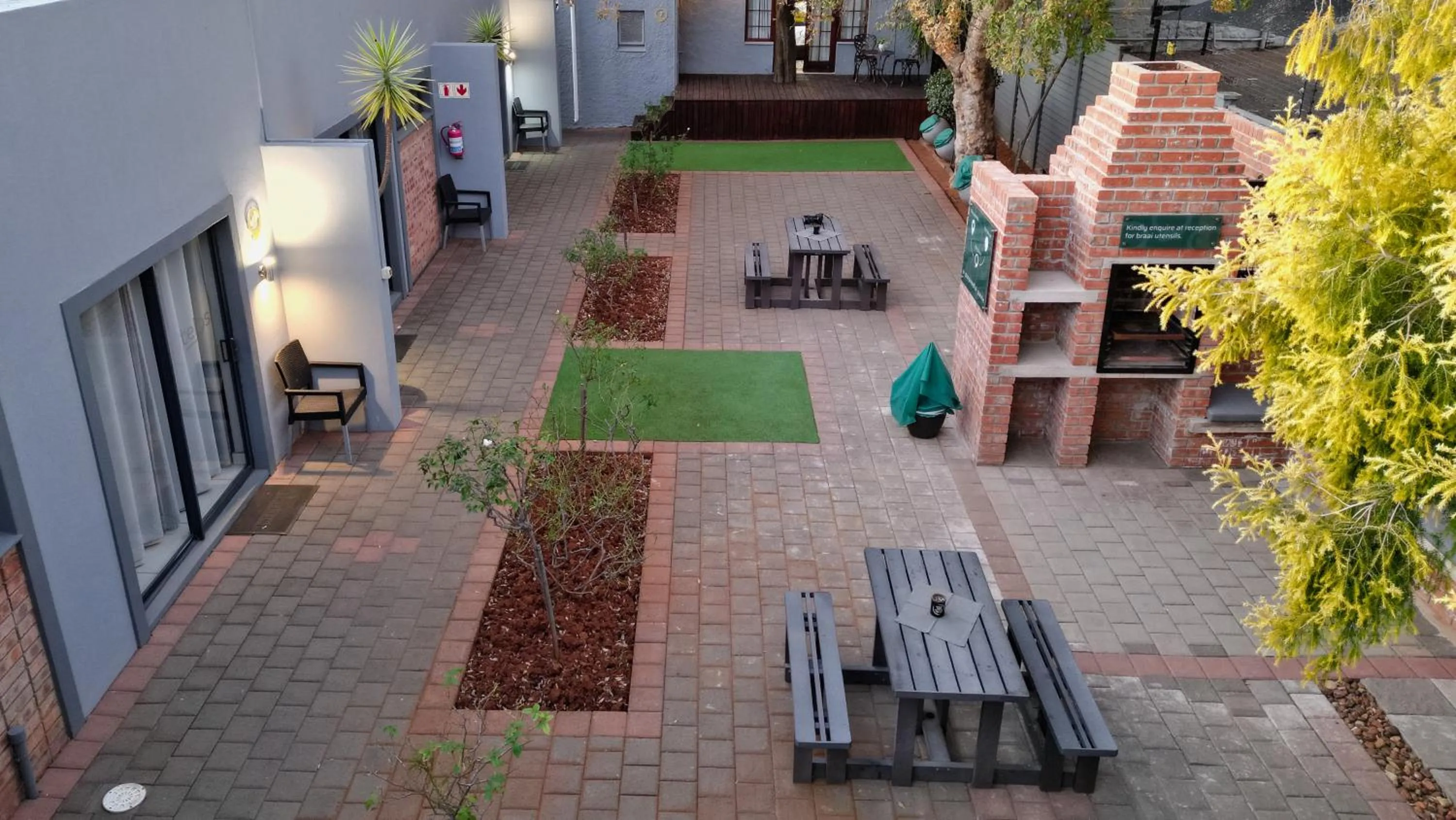 Garden view in Telos at Reitz