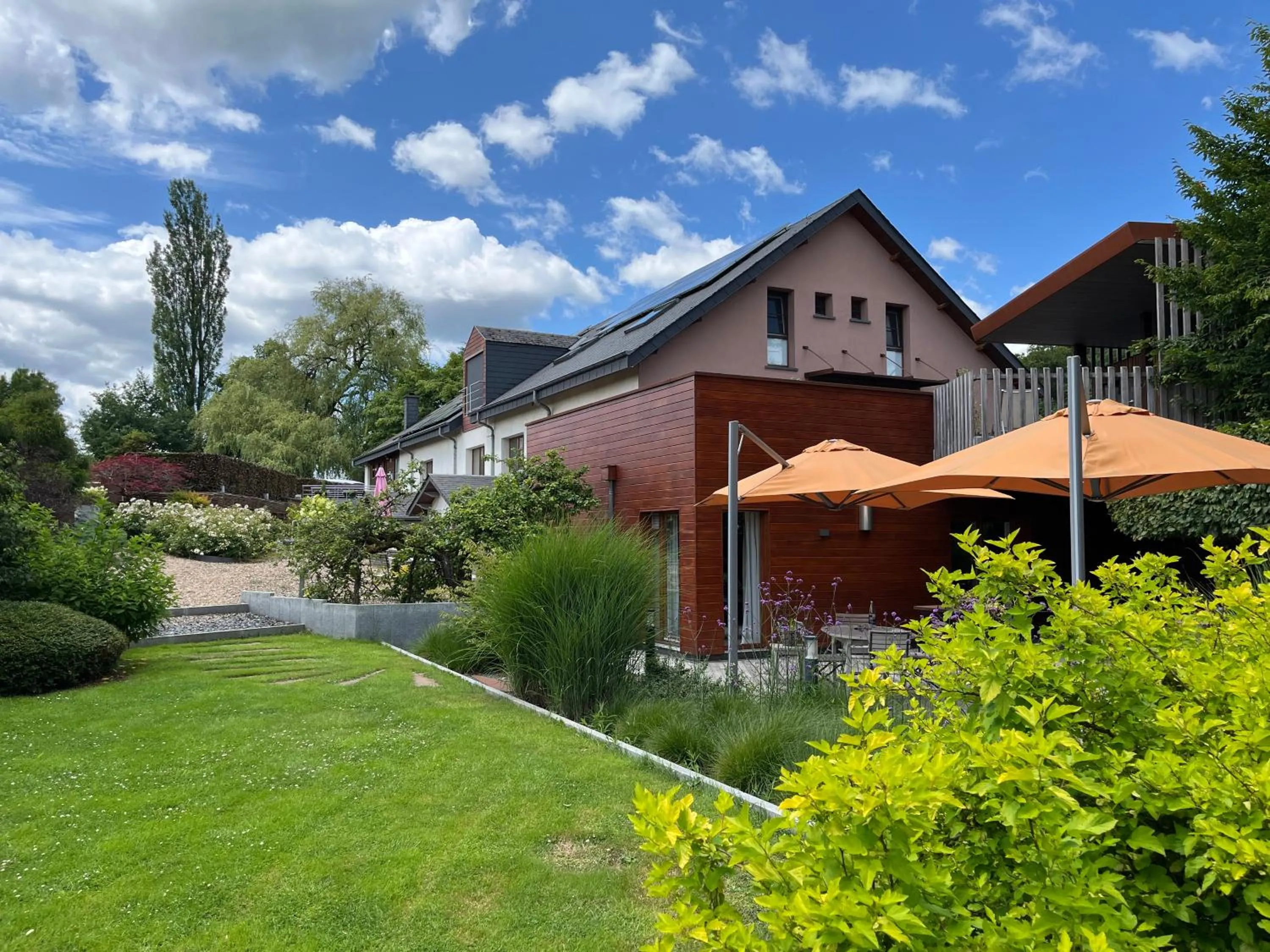 Property building in Hostellerie du Peiffeschof, The Originals Relais
