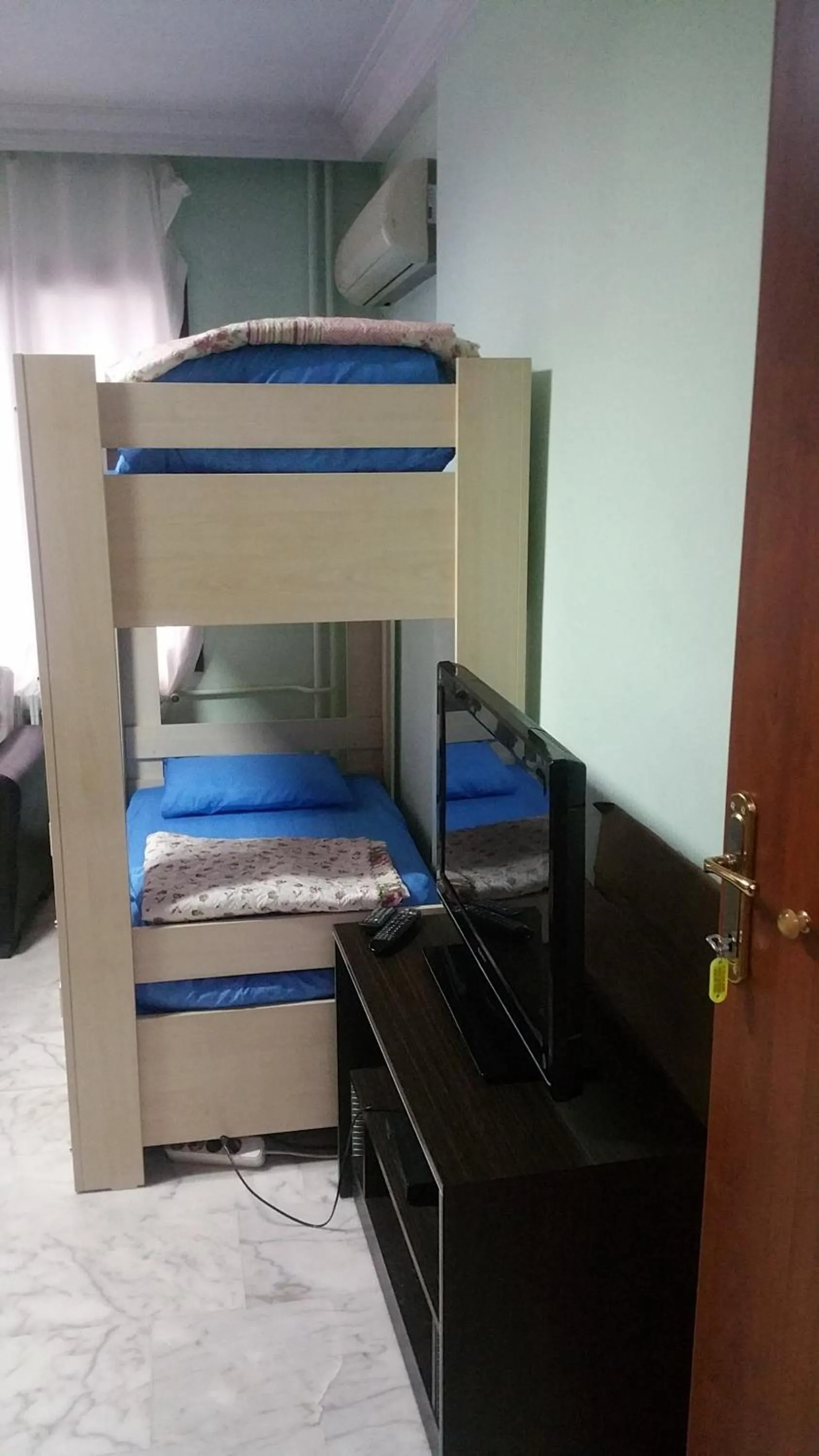 Property building, Bed in Adana Hostel 1