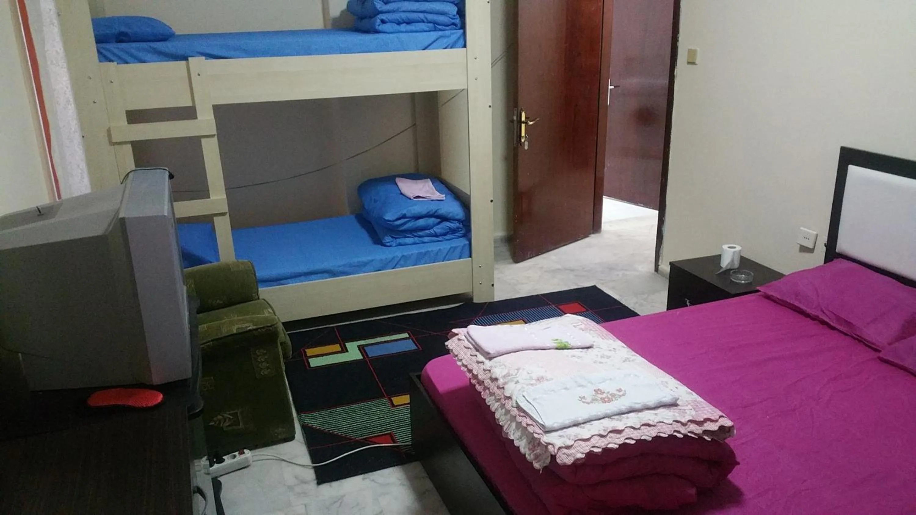 Property building, Bed in Adana Hostel 1