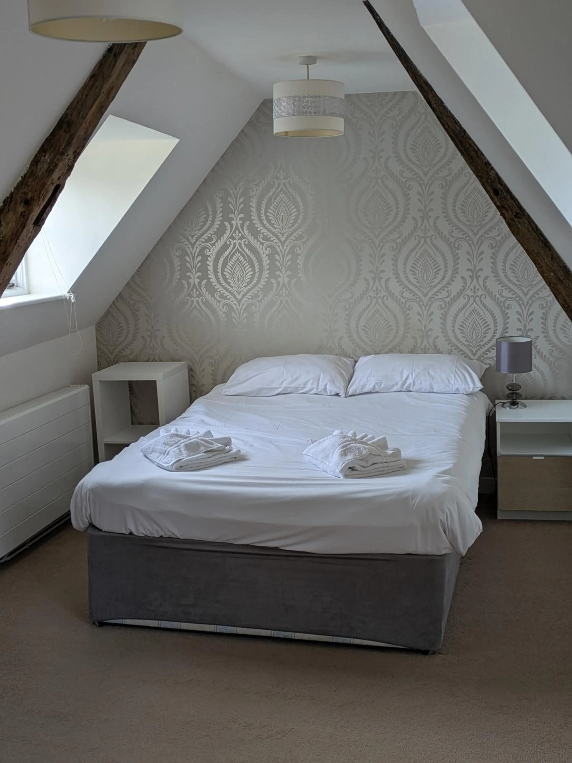 Bed in Chalk Farm LDC