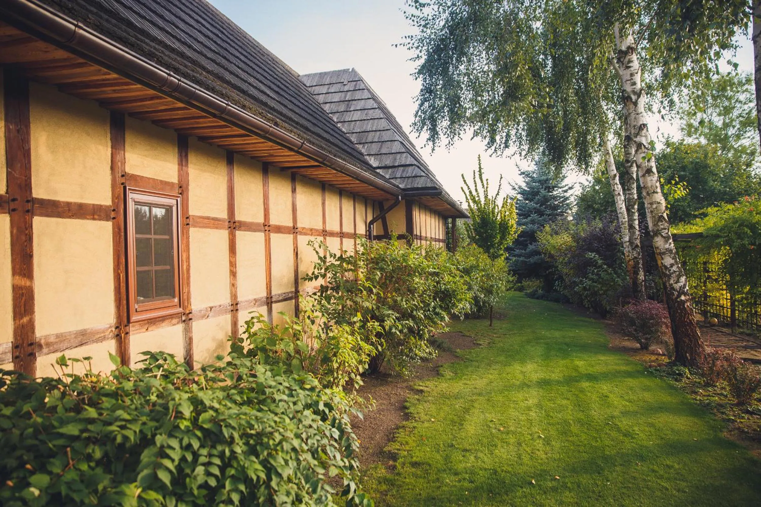 Property building in Mak