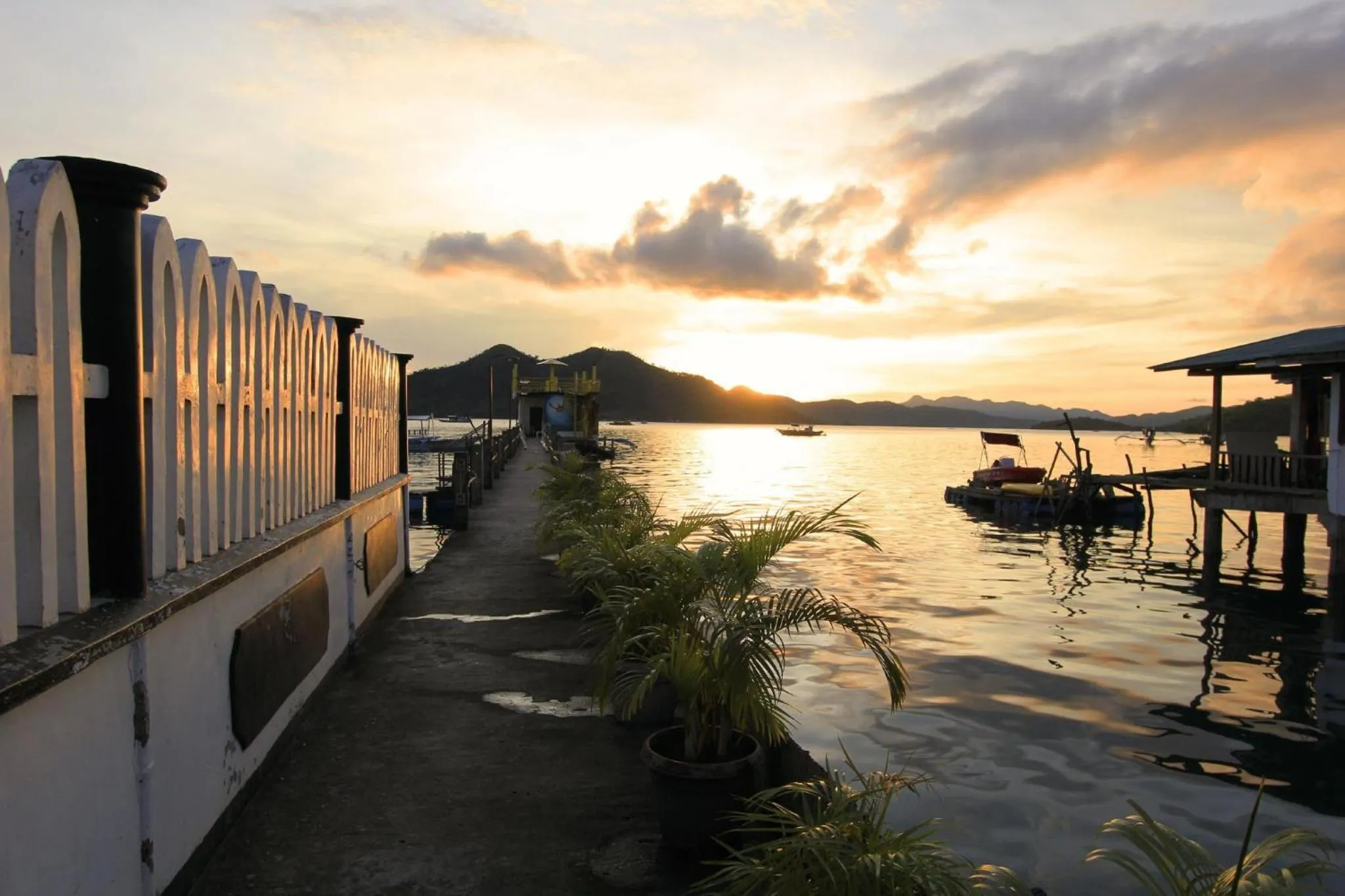 Sunset in RedDoorz at Amphibi-ko Resort Palawan