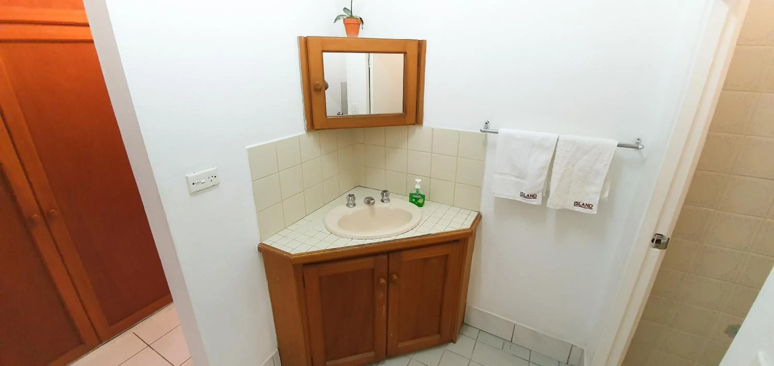 Bathroom in Island Accommodation Suva Premier Hospitality