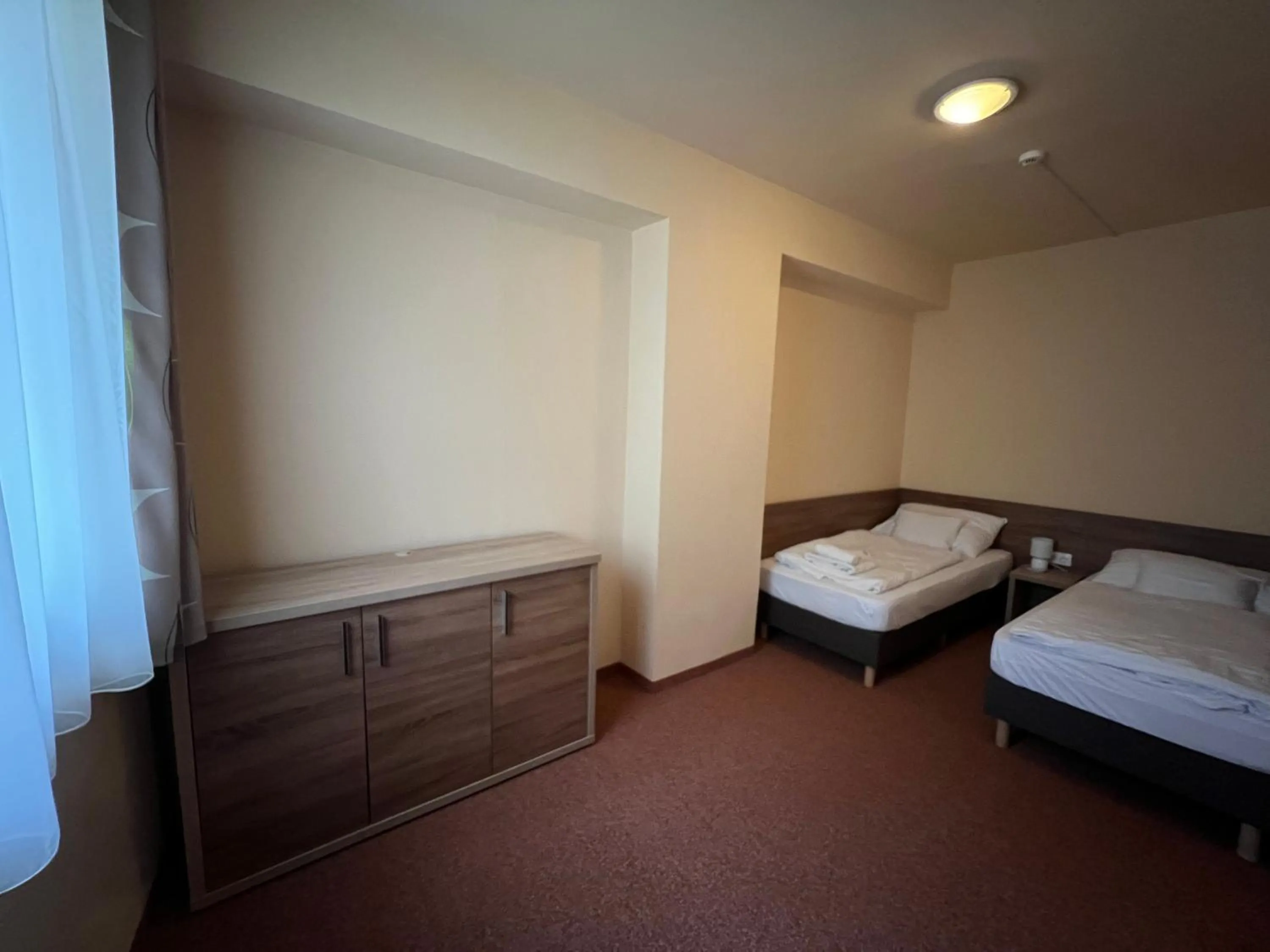 Bed in Centrooms Eger