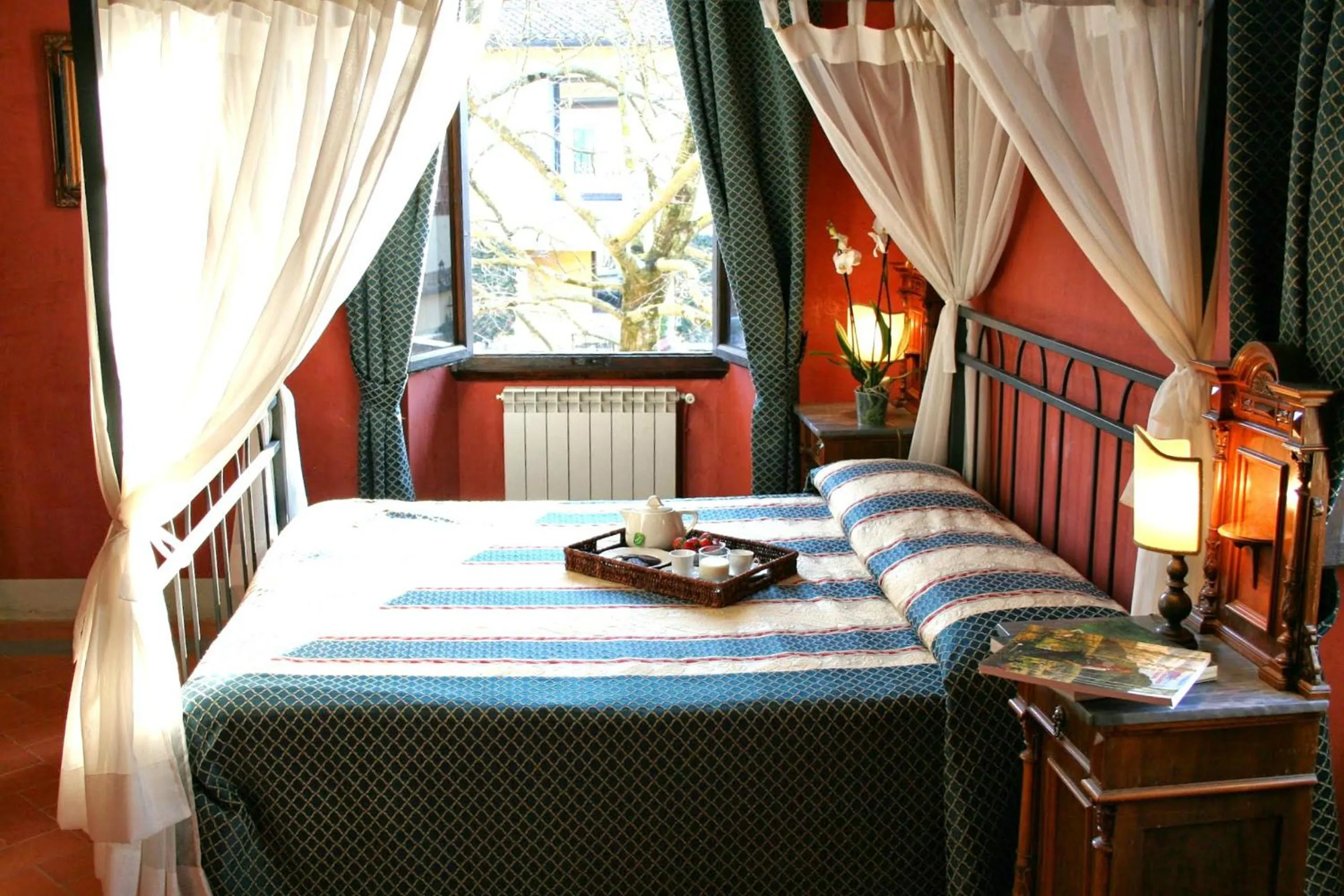 Bedroom, Bed in Villa Marisel