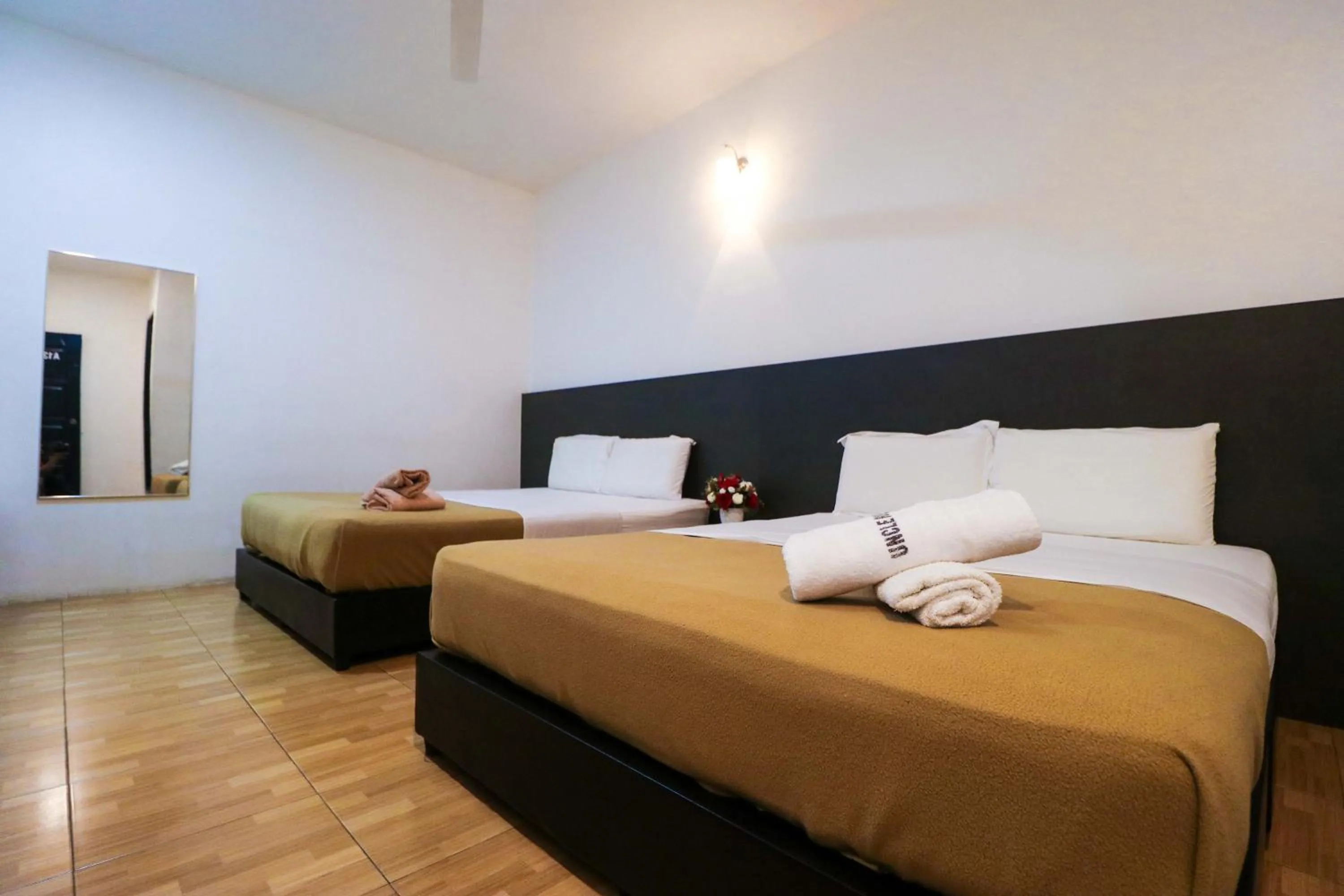 Bed in Uncle Guesthouse Kuala Terengganu