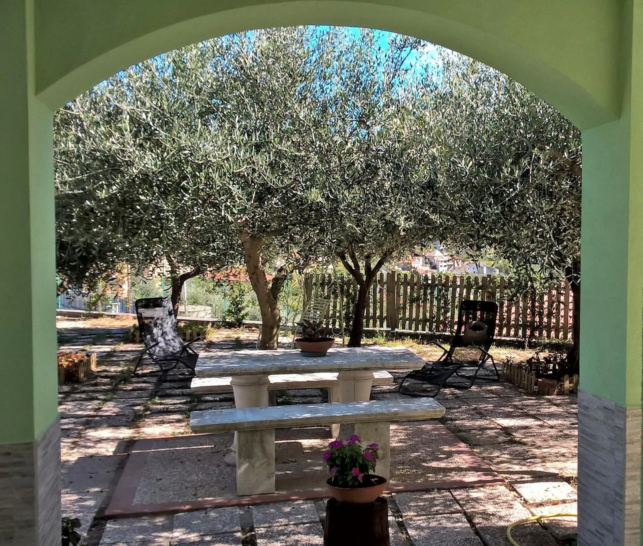 Garden in B&B Elfo degli Ulivi