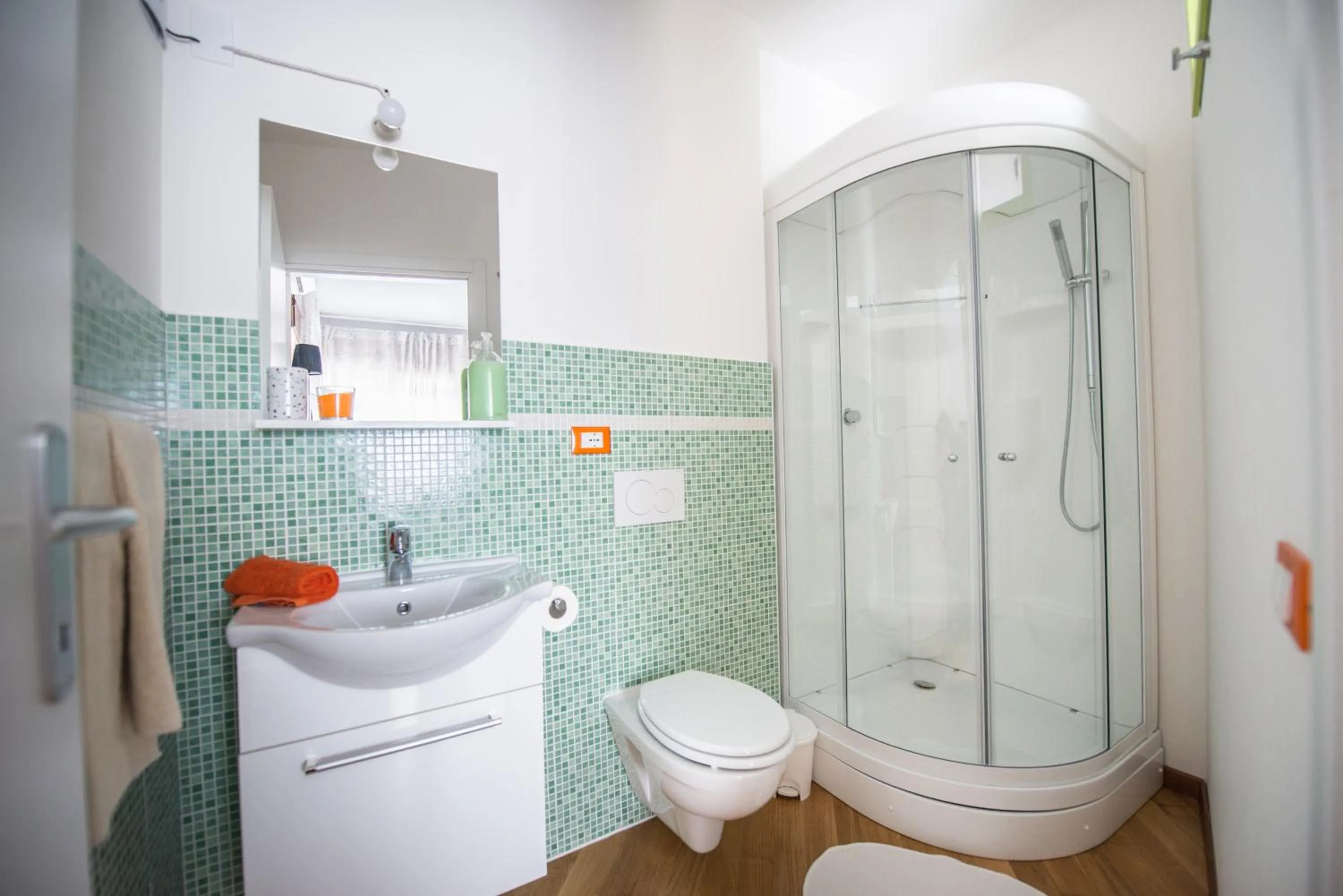 Shower in B&B da Viky