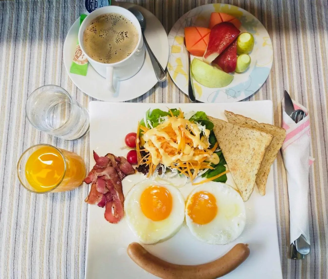 Continental breakfast in Moosiyard Hometel Khaoyai