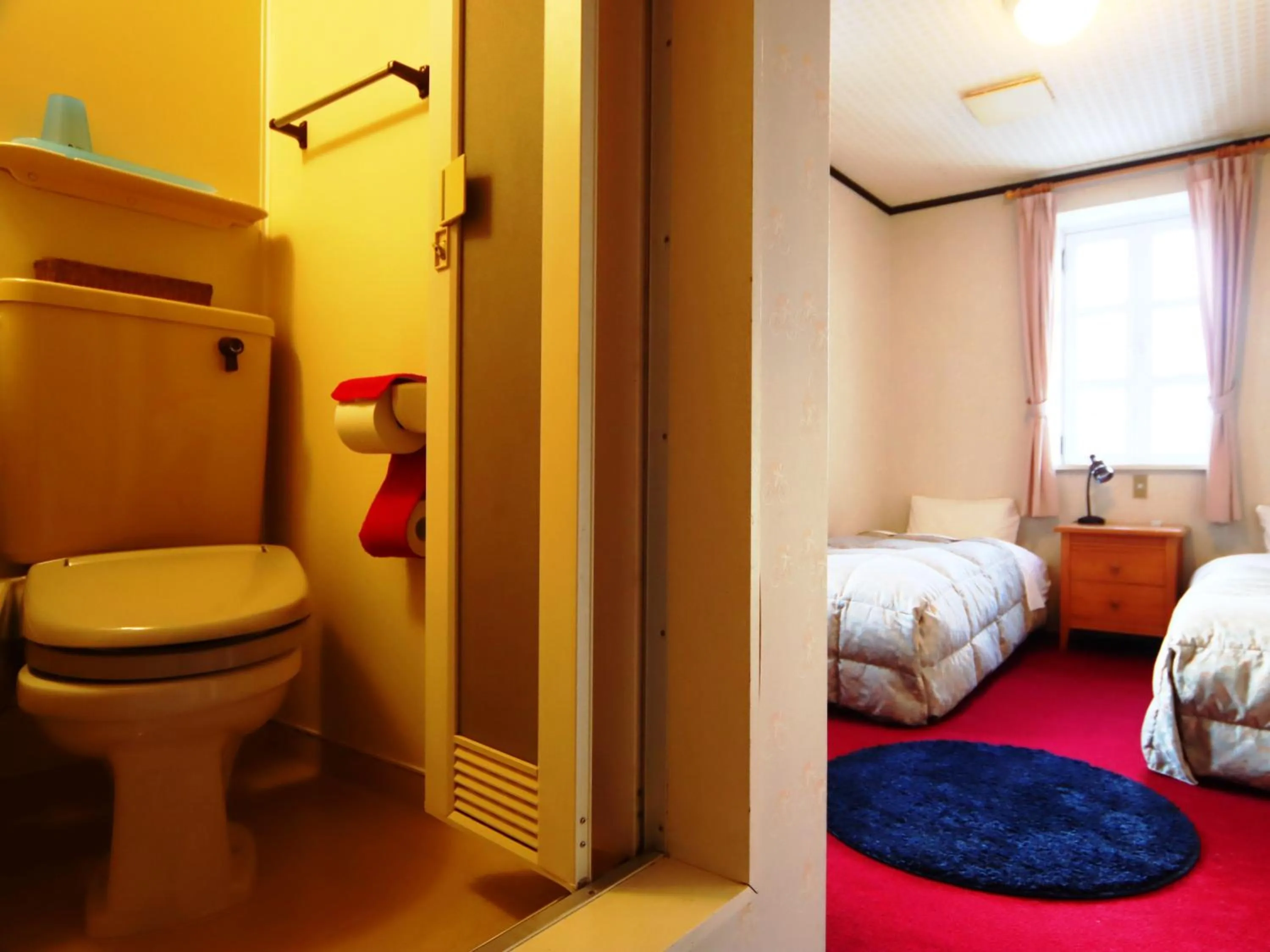 Twin Room with Private Bathroom in Guesthouse Curry Village