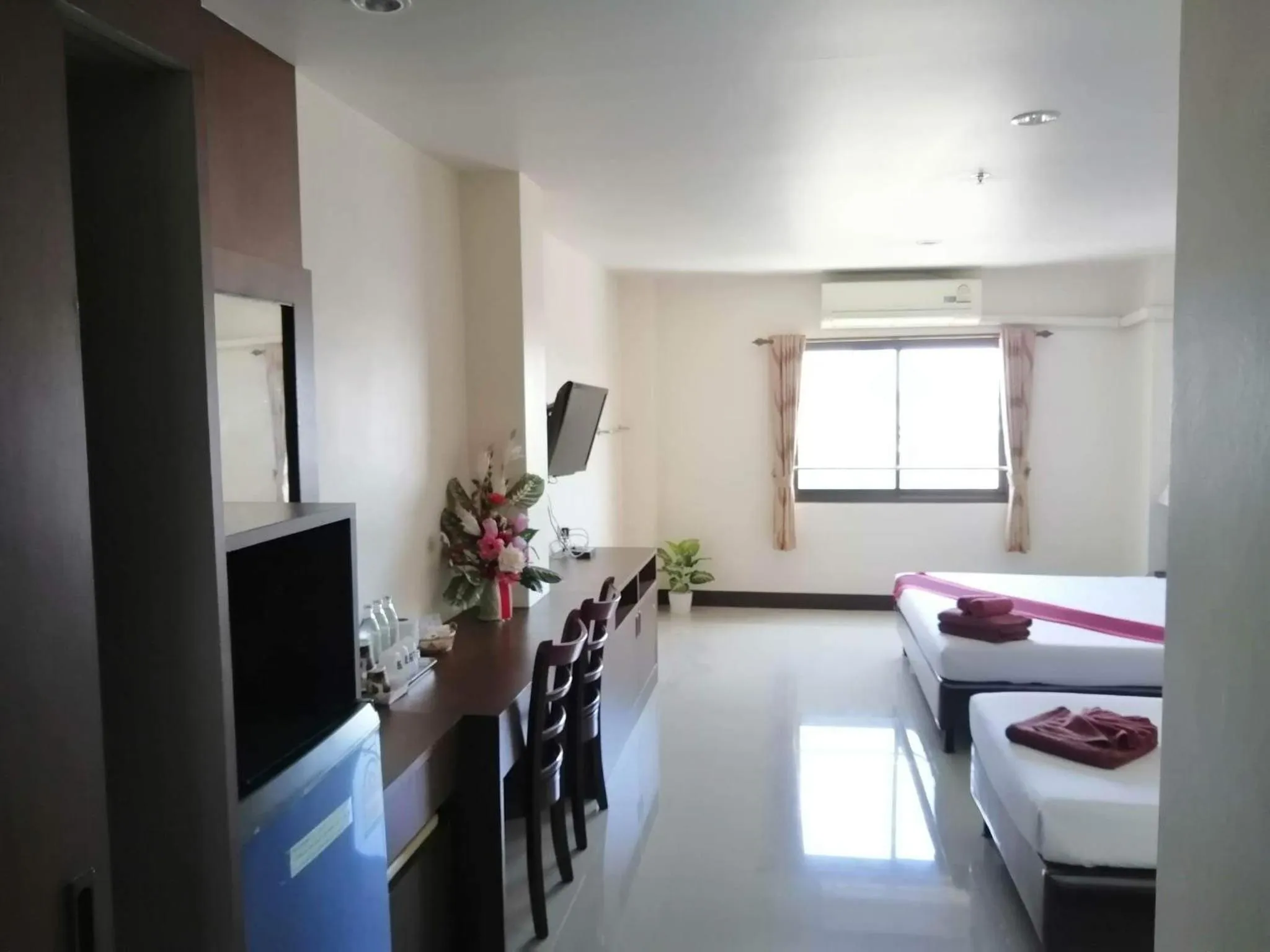 Bed in Pearl Place Hotel