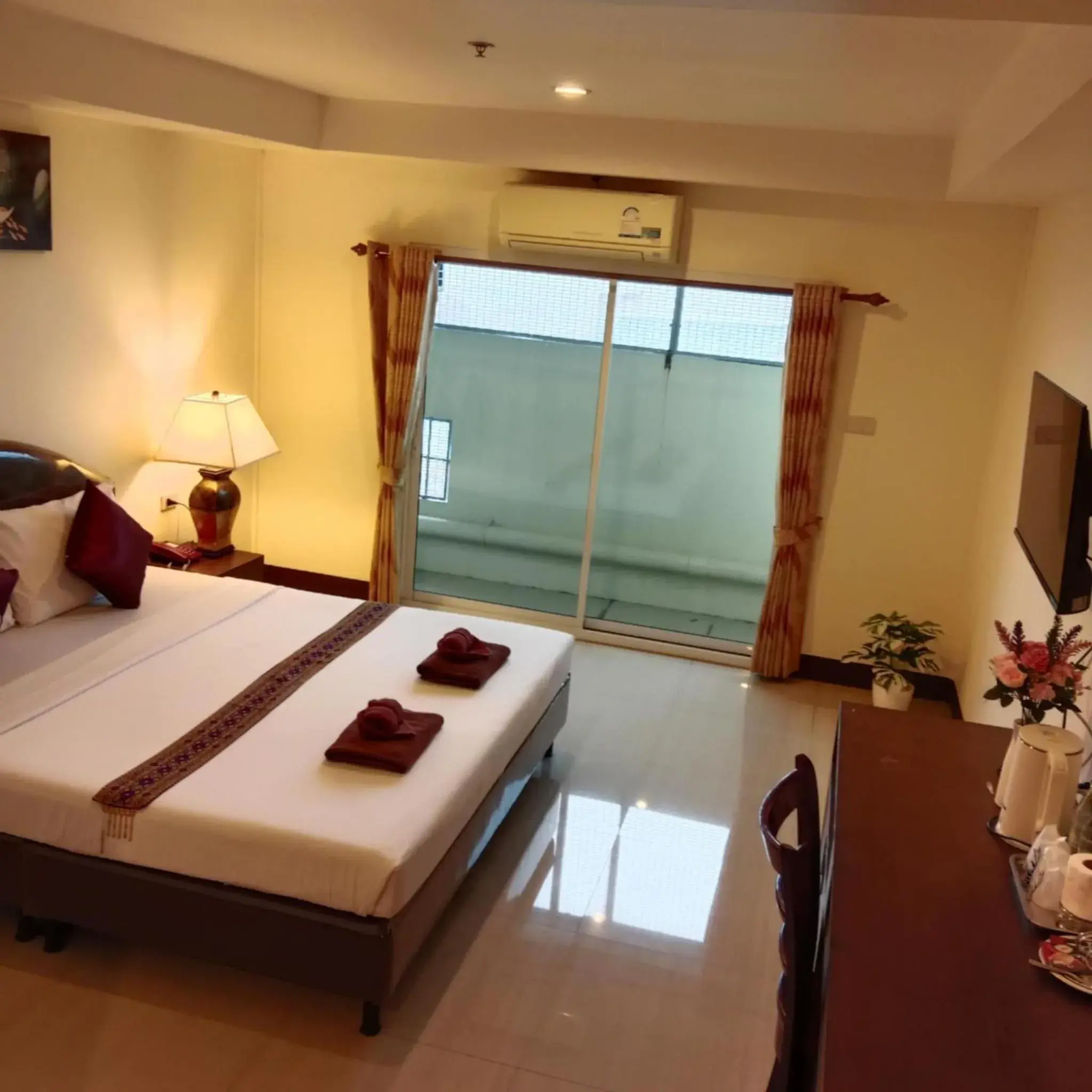 Standard Suite in Pearl Place Hotel Standard Suite in Pearl Place Hotel