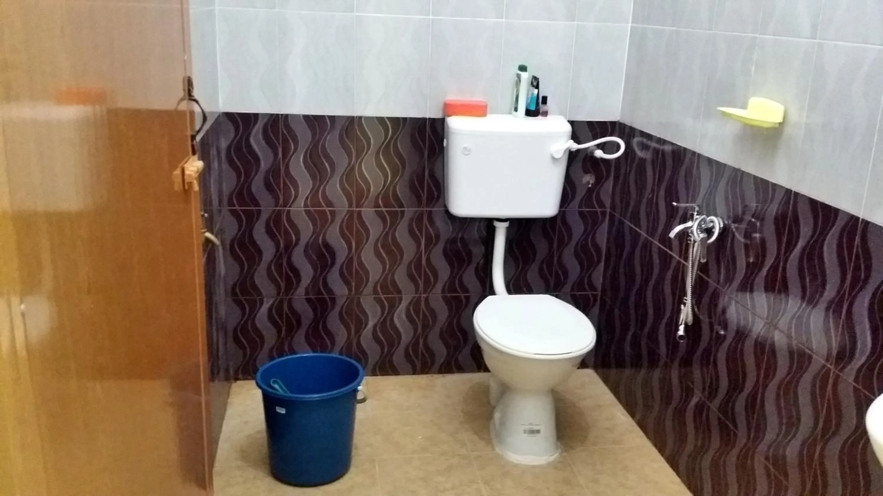 Bathroom in Noor Guesthouse