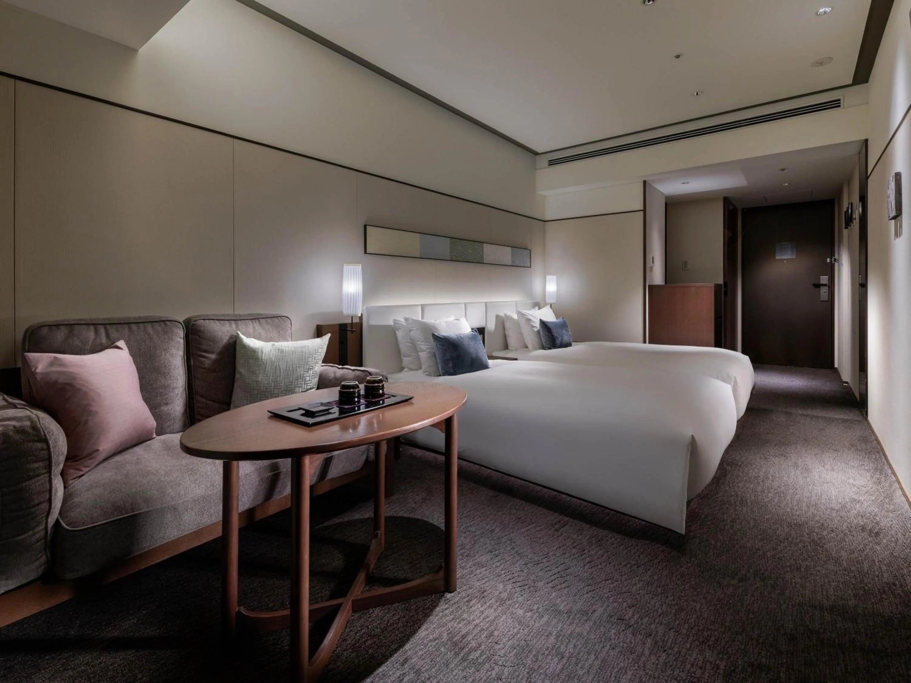 Photo of the whole room, Bed in Solaria Nishitetsu Hotel Kyoto Premier