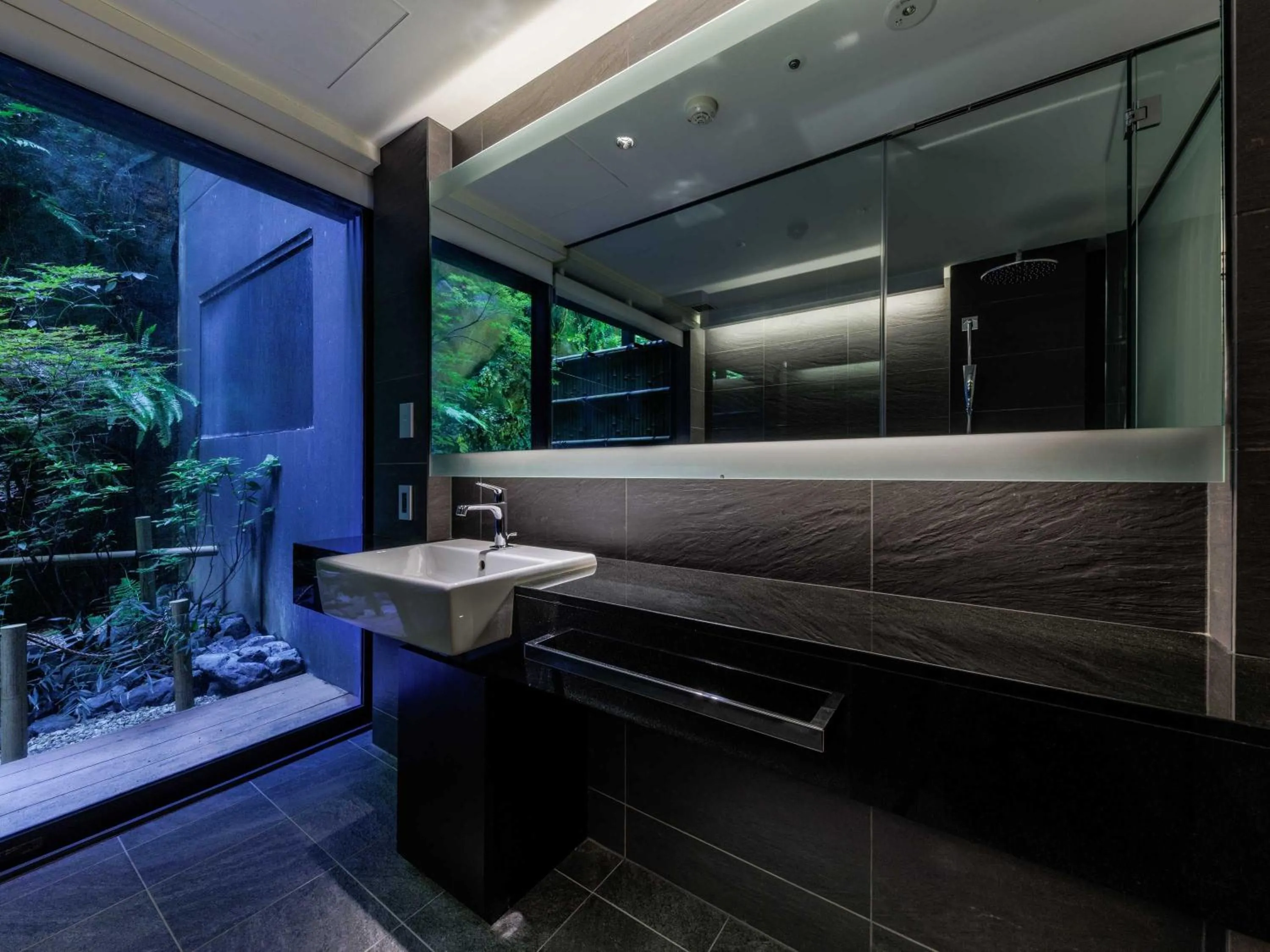 Bathroom in Solaria Nishitetsu Hotel Kyoto Premier