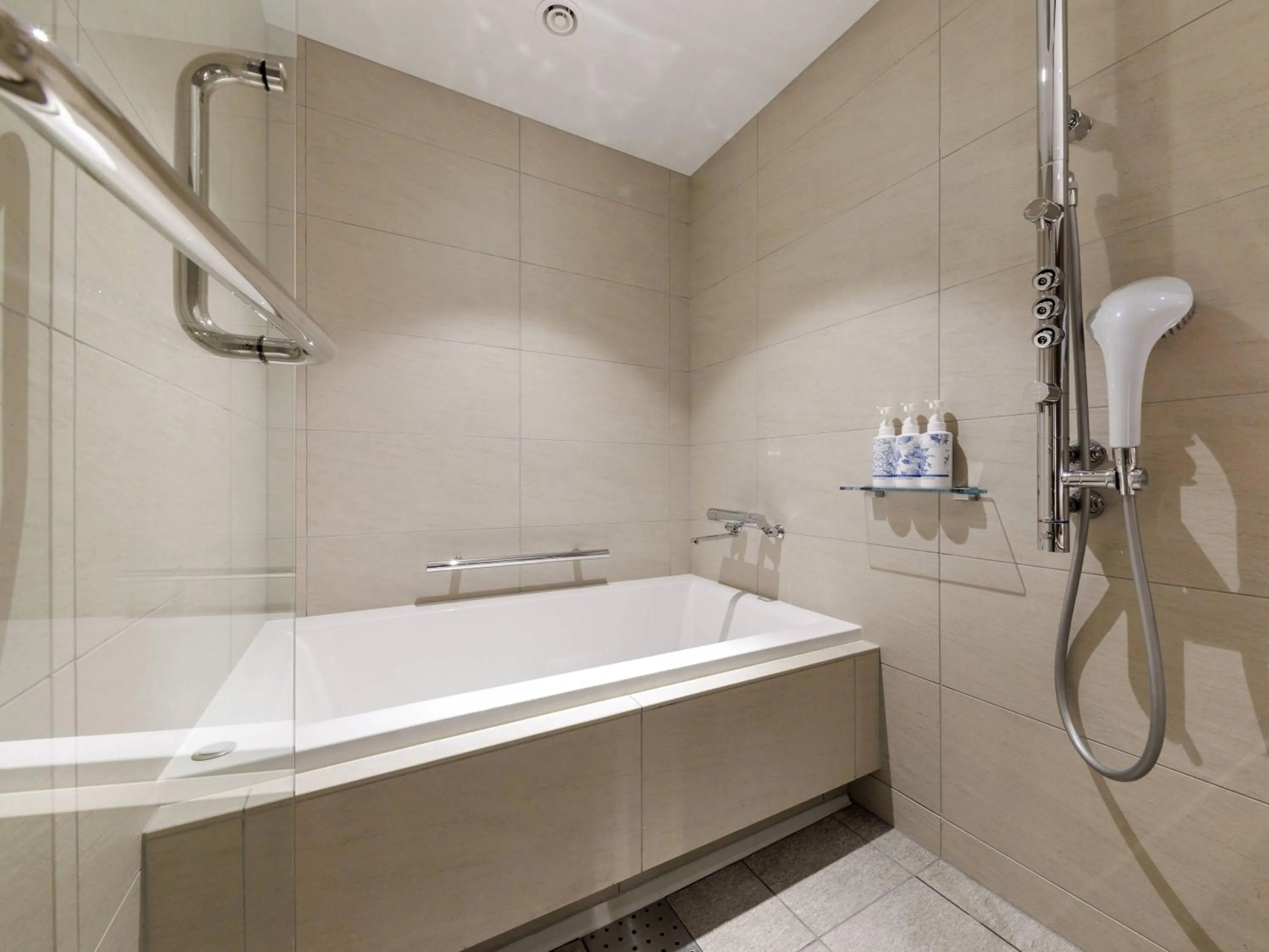 Bathroom in Solaria Nishitetsu Hotel Kyoto Premier