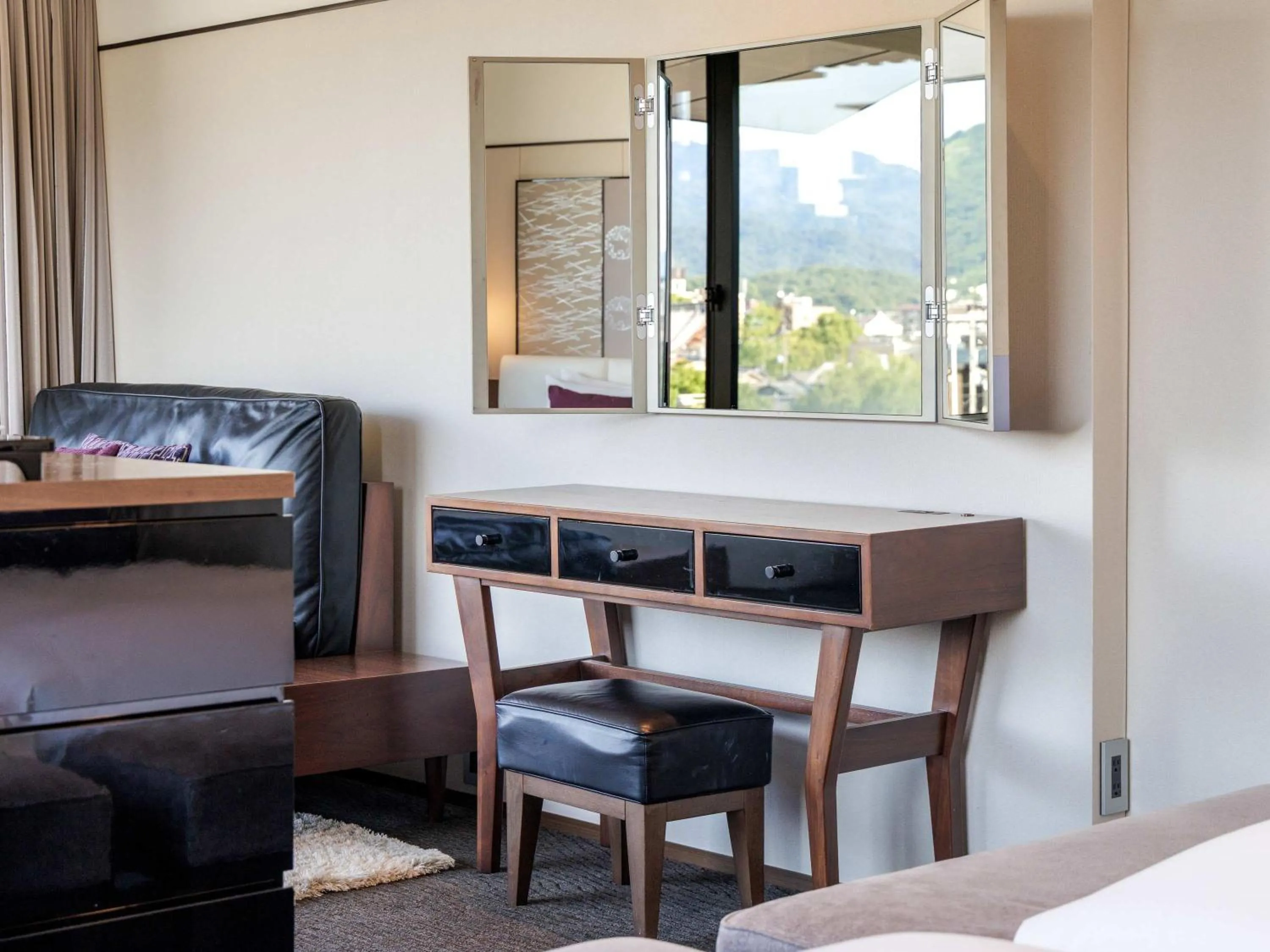 Photo of the whole room in Solaria Nishitetsu Hotel Kyoto Premier