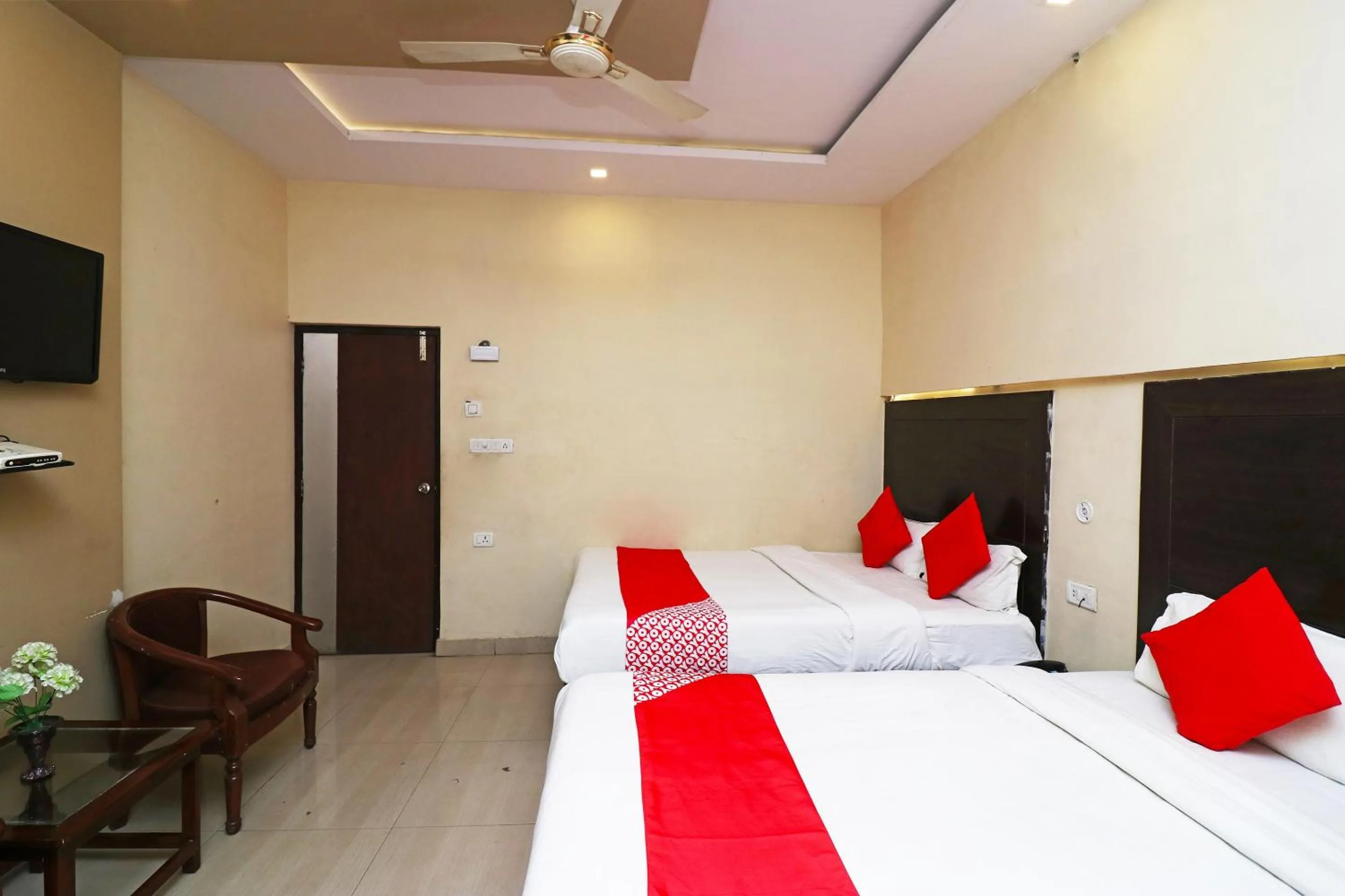 Bedroom, Bed in Super Hotel O by OYO Surya Continental