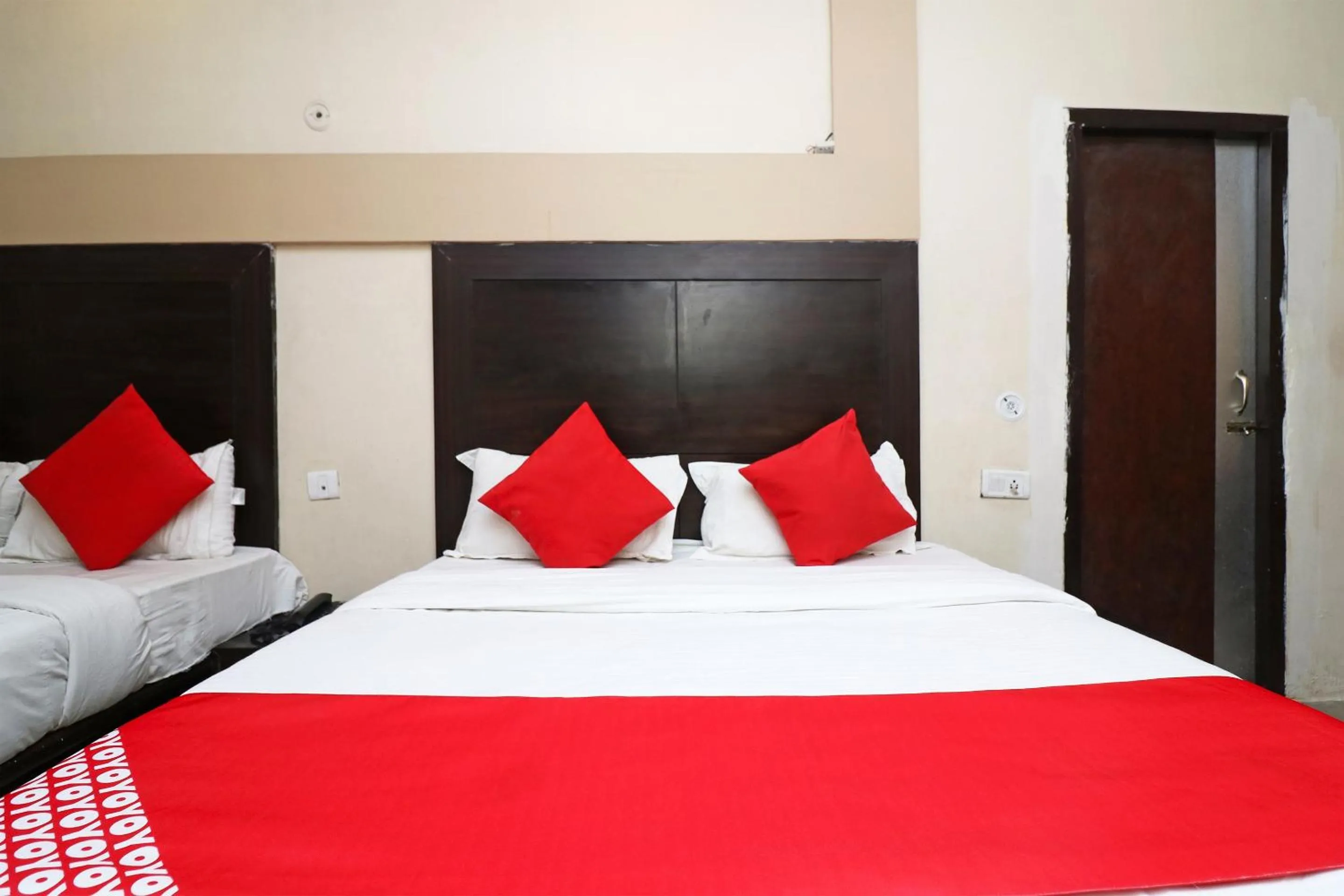 Bedroom, Bed in Super Hotel O by OYO Surya Continental