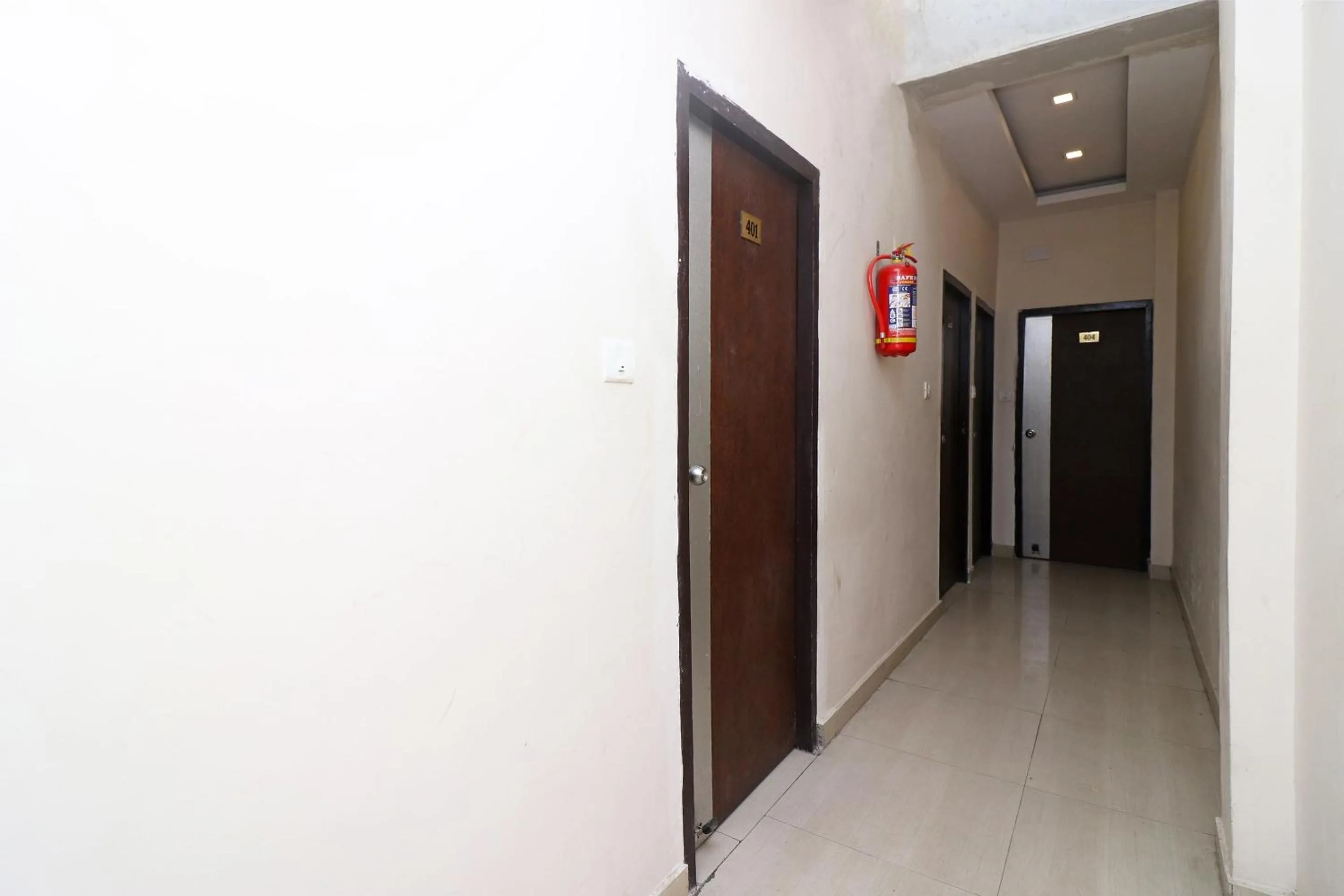 Lobby or reception in Super Hotel O by OYO Surya Continental