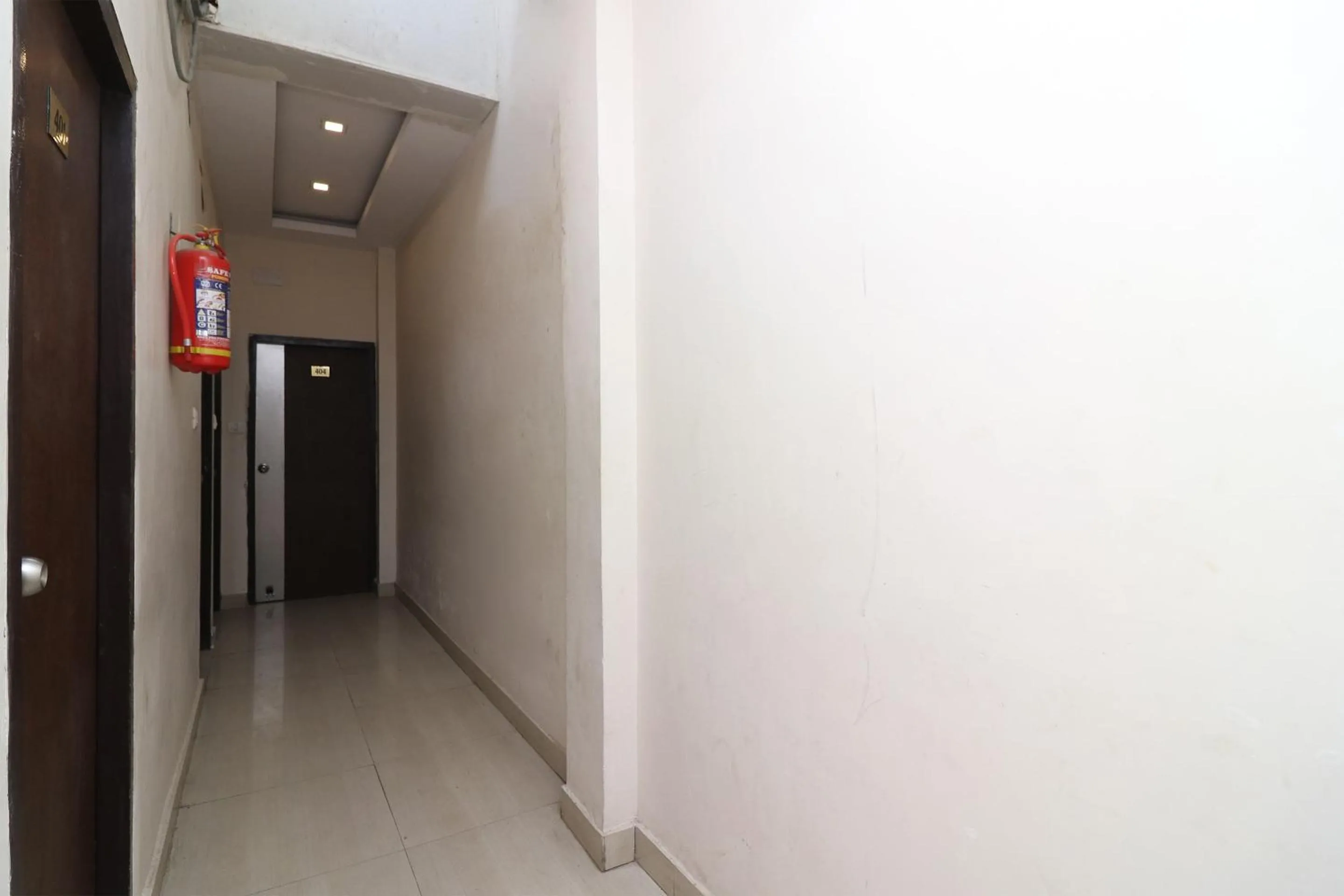 Lobby or reception in Super Hotel O by OYO Surya Continental