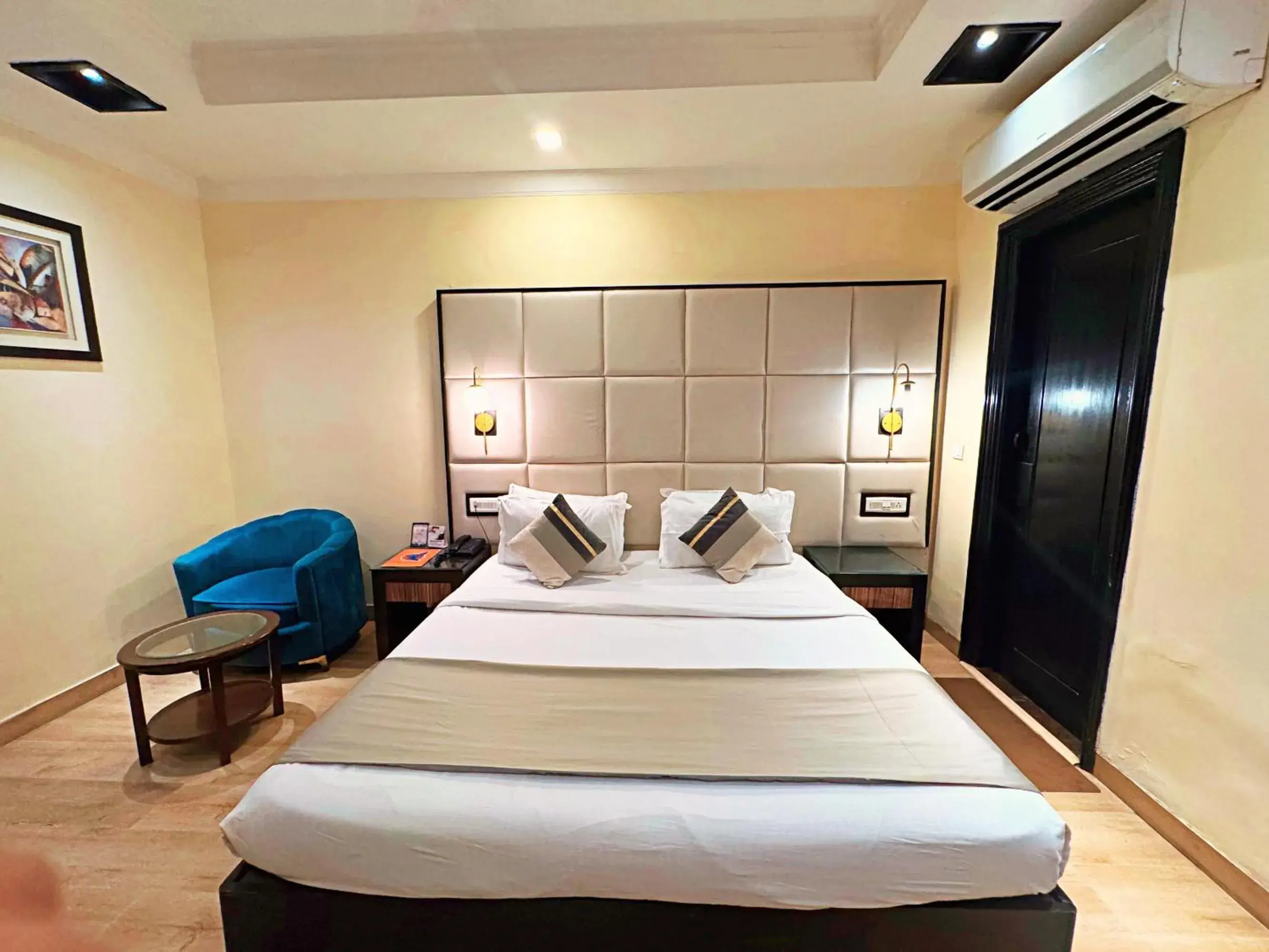 Superior Double or Twin Room in The Oakland Plaza by Orion Hotels Superior Double or Twin Room in The Oakland Plaza by Orion Hotels