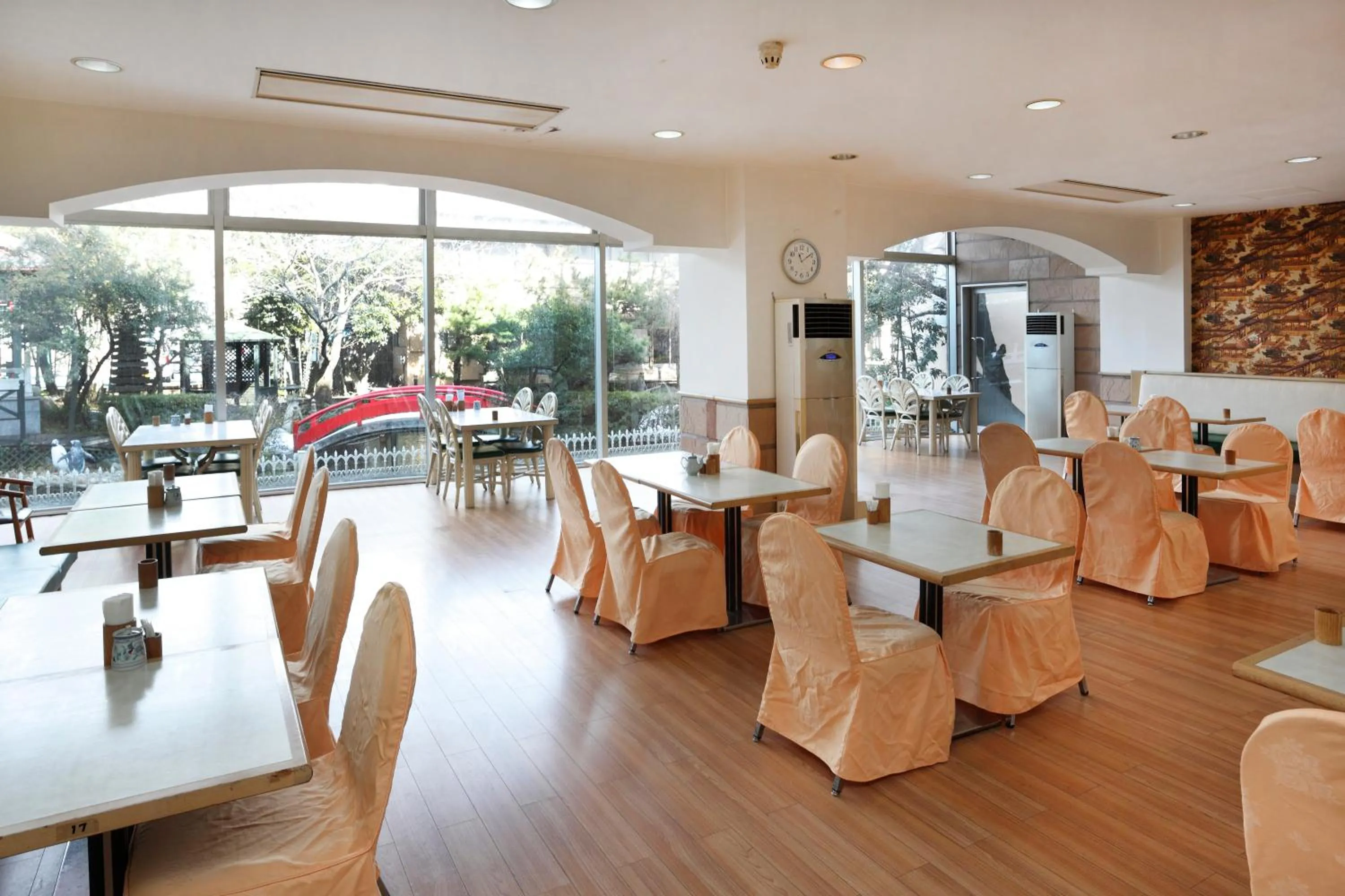 On-site shops in Tokyo Bayplaza Hotel