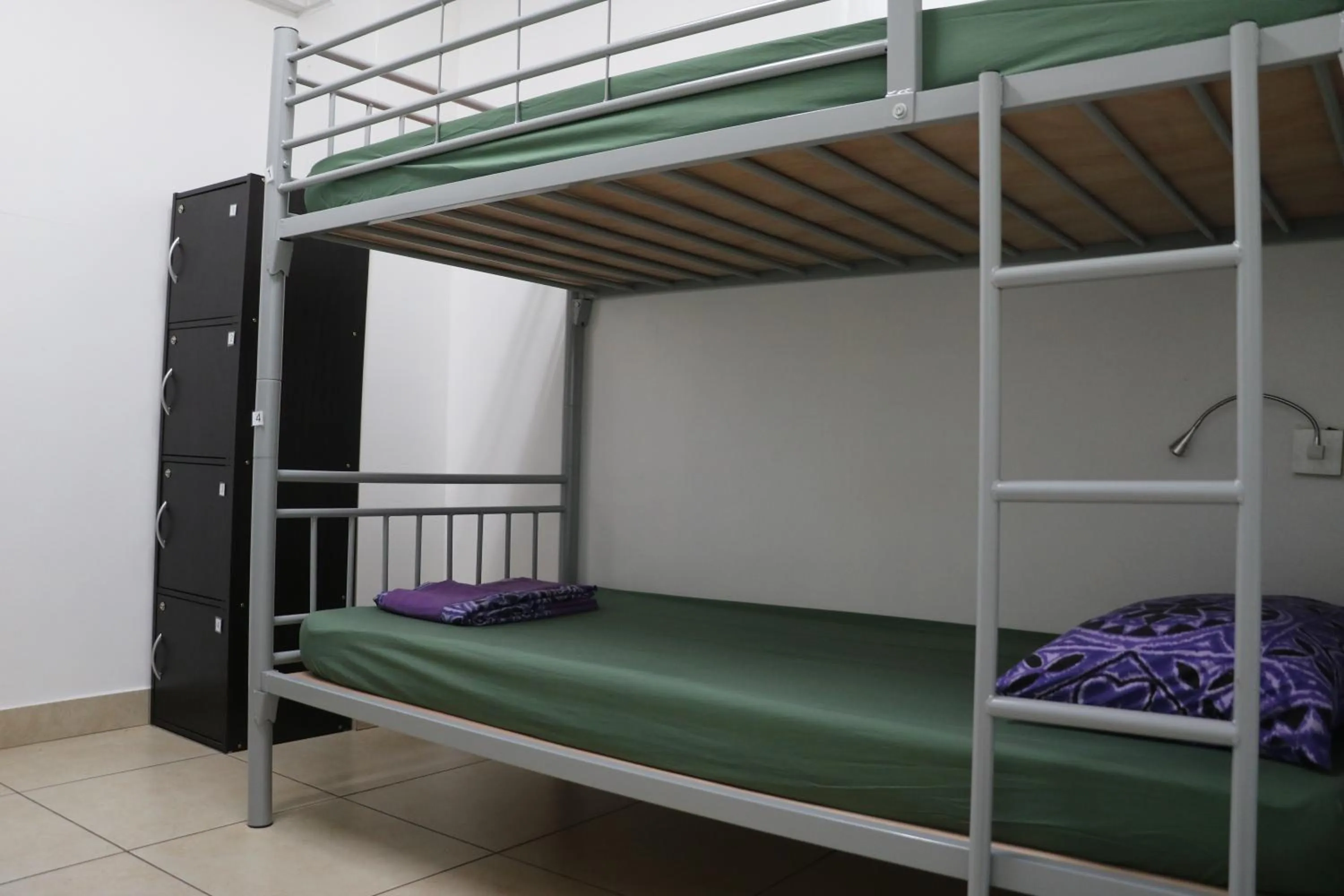 bunk bed, Bed in Mahana Lodge Hostel & Backpacker