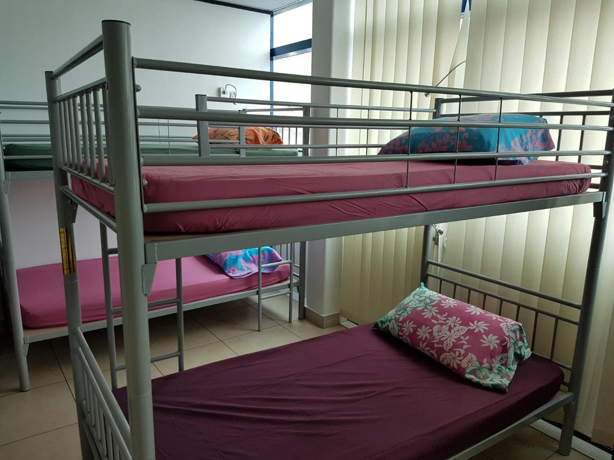 bunk bed, Bed in Mahana Lodge Hostel & Backpacker