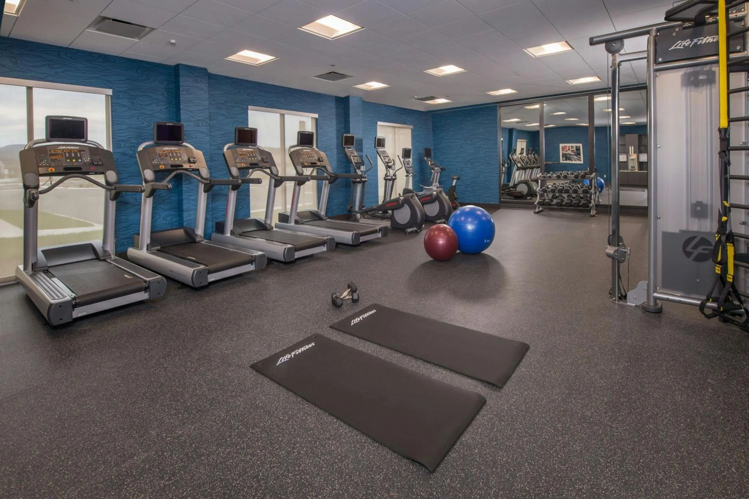 Fitness centre/facilities in TownePlace Suites by Marriott Altoona
