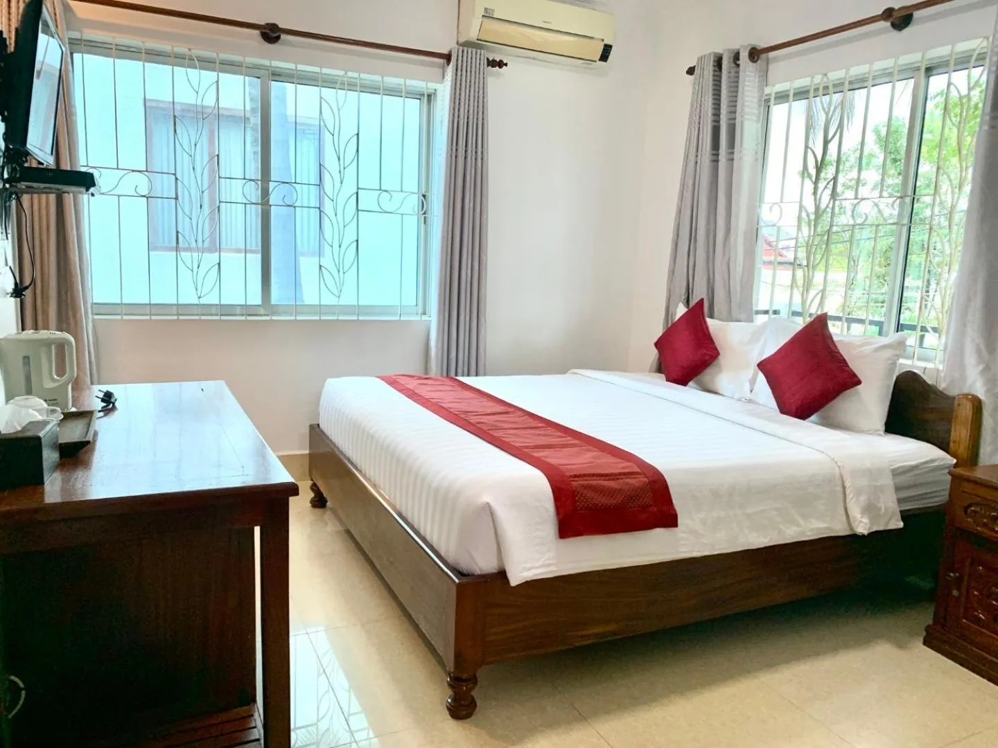 Bed in The One by Nika