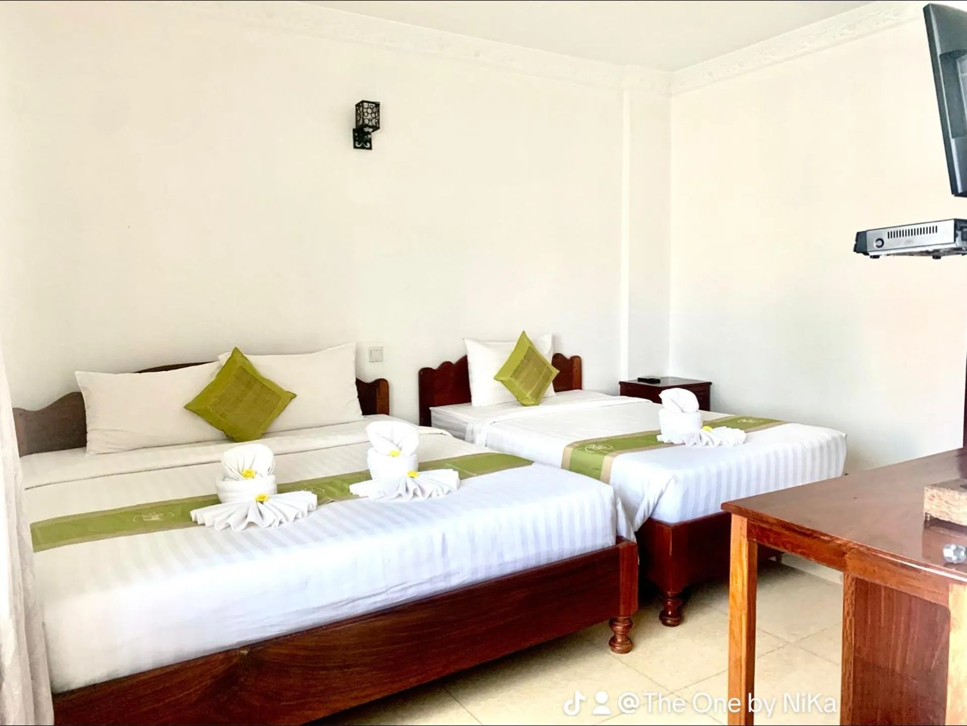 Bed in The One by Nika