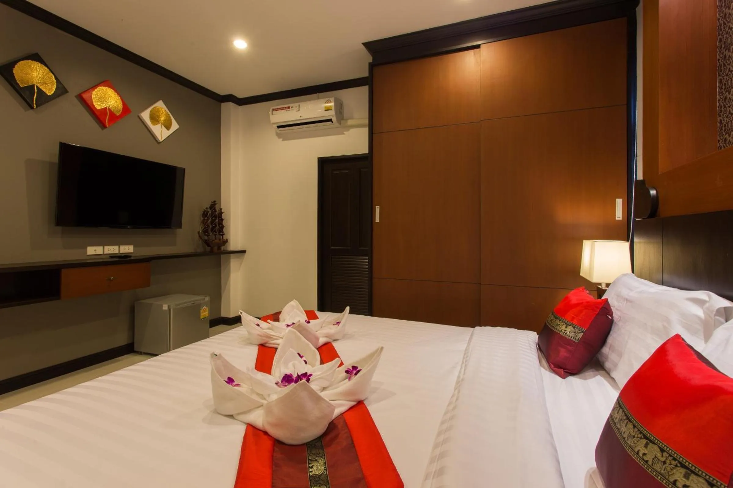Bed in The Best Ao Nang Villas