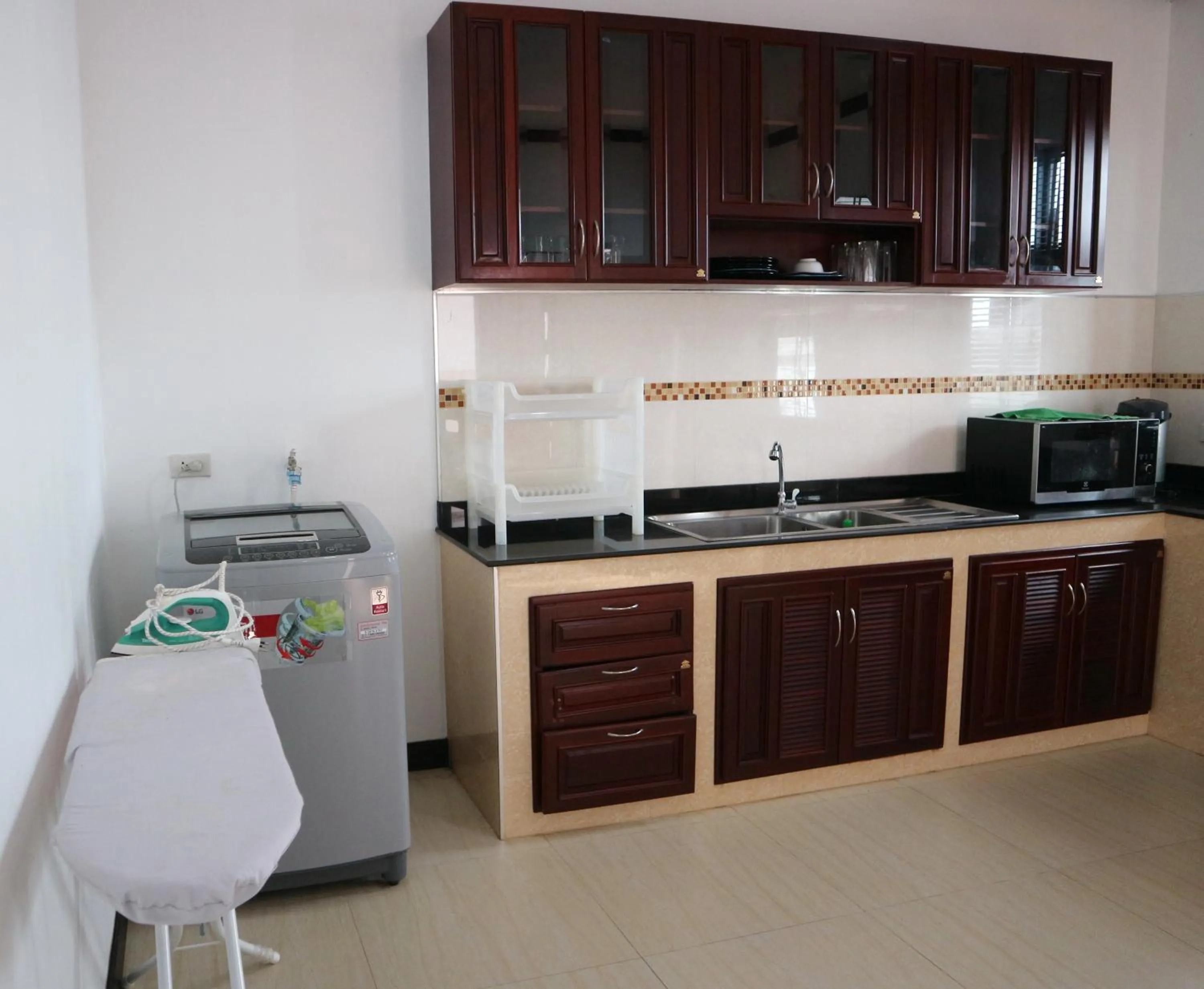 Kitchen or kitchenette in The Best Ao Nang Villas