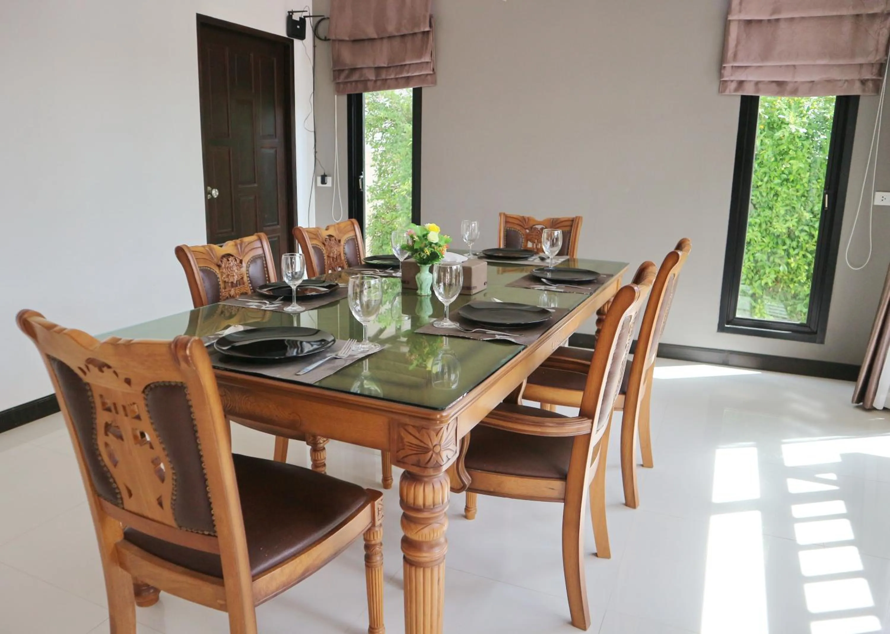 Dining area in The Best Ao Nang Villas