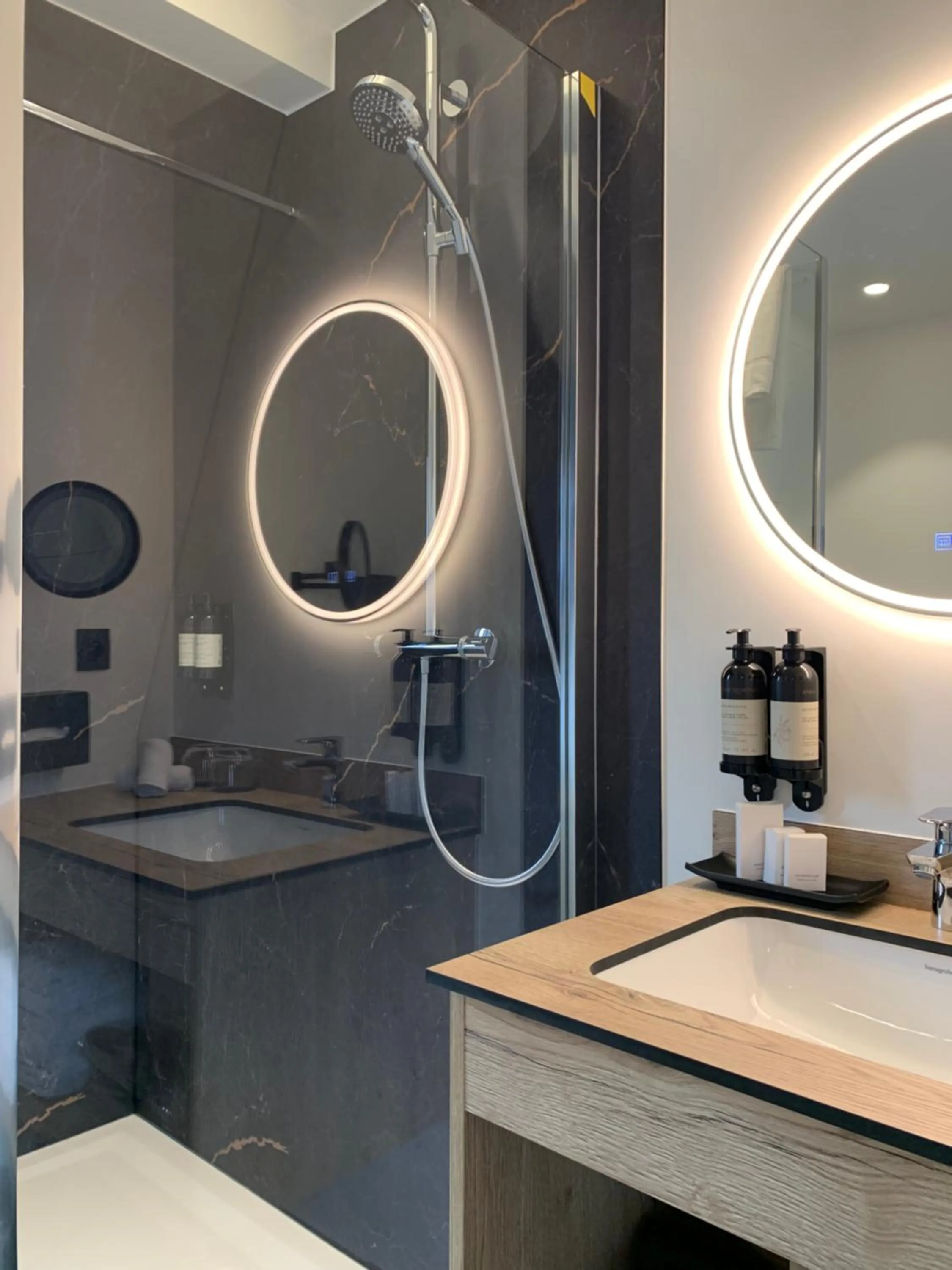 Bathroom in Hotel Harmony