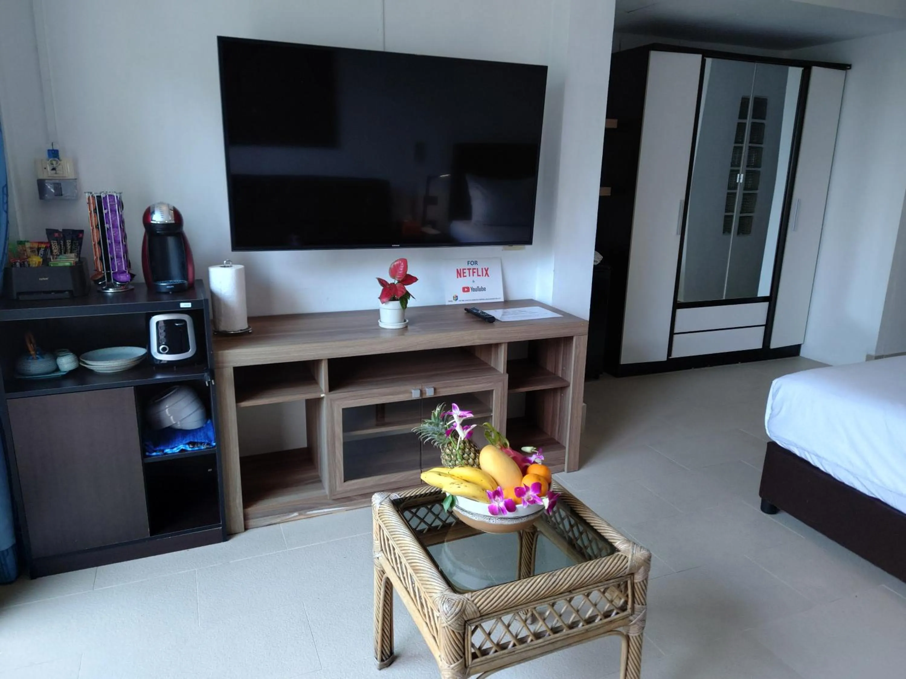 TV and multimedia, Bed in Samui Little Garden Resort