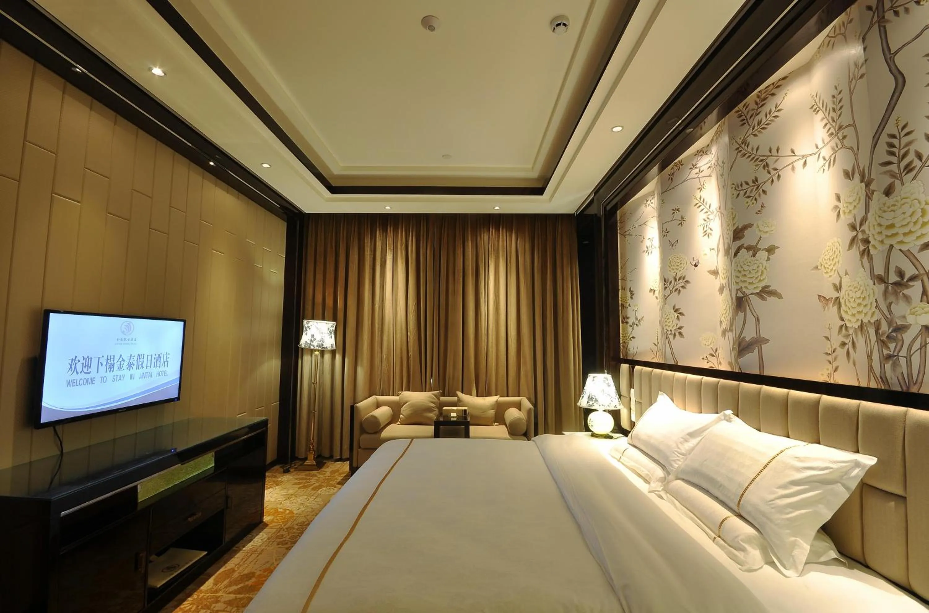 bunk bed, Bed in Jin-Tai Holiday Hotel