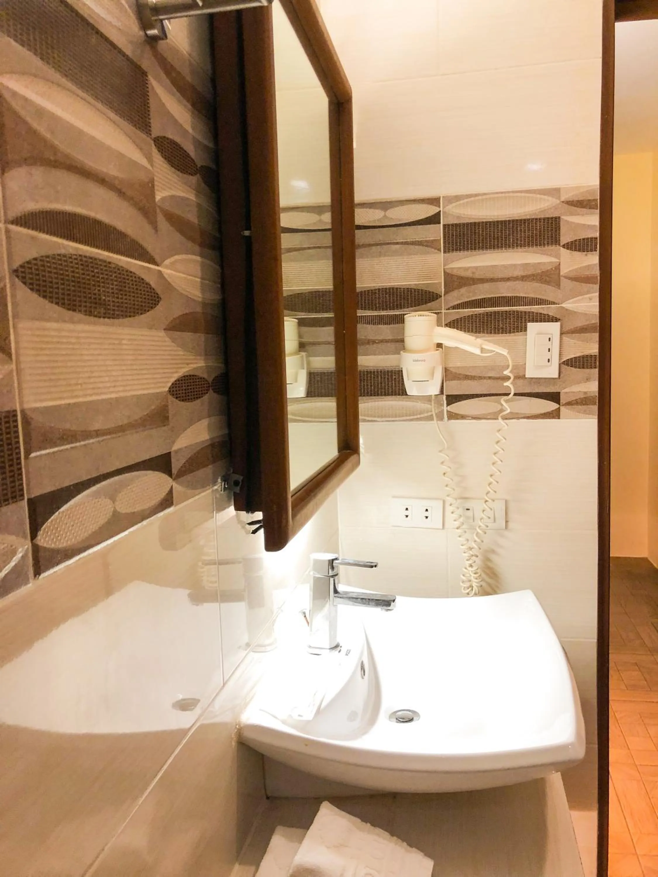 Bathroom in The Piccolo Hotel of Boracay